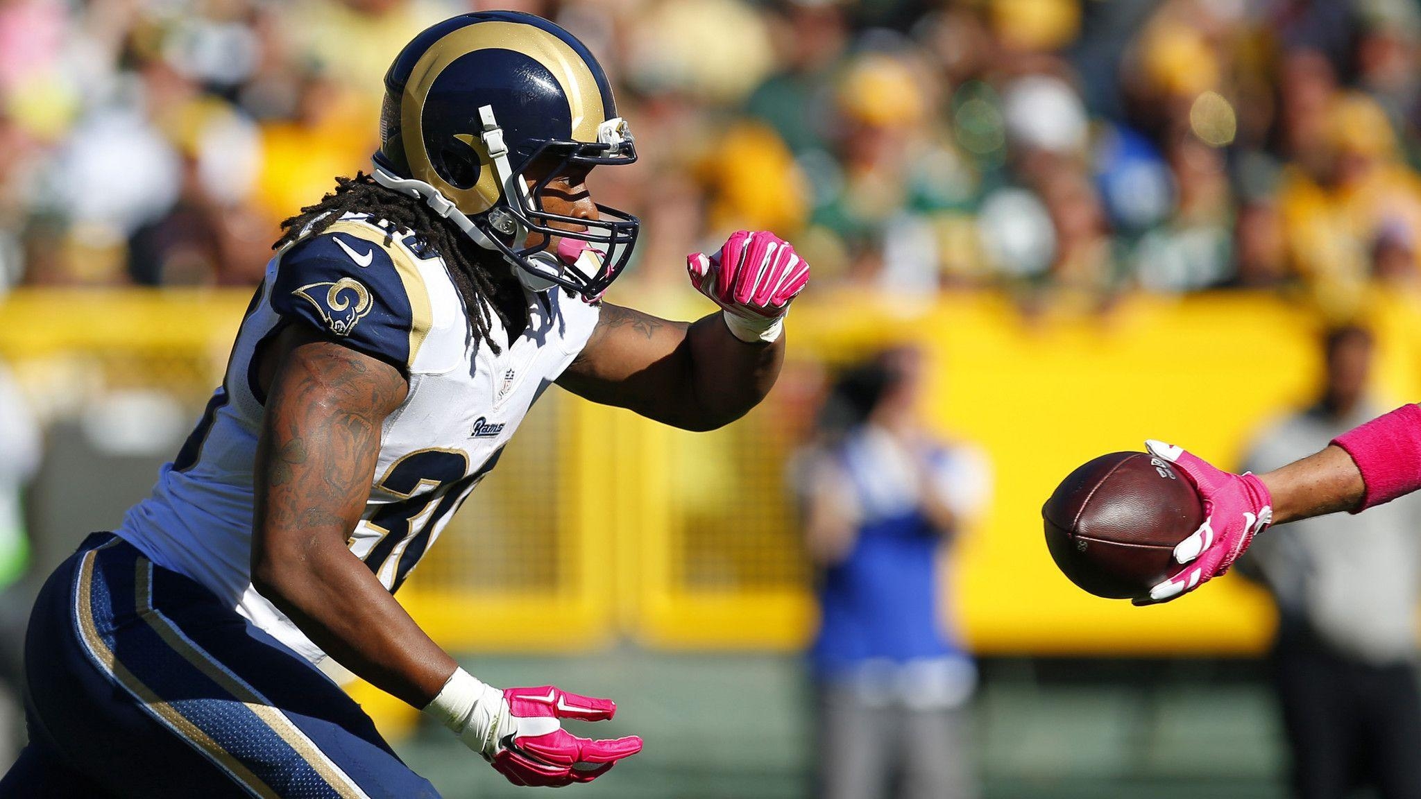 2050x1160 Rookie Todd Gurley shows St. Louis Rams he was worthy of No. 10, Desktop