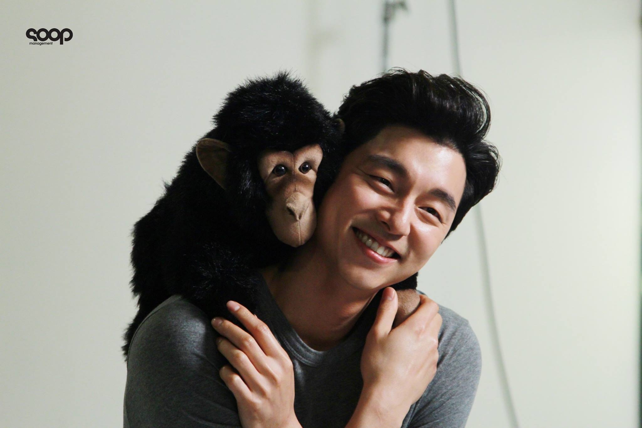 2050x1370 Gong Yoo Wallpaper KPOP Image Board, Desktop