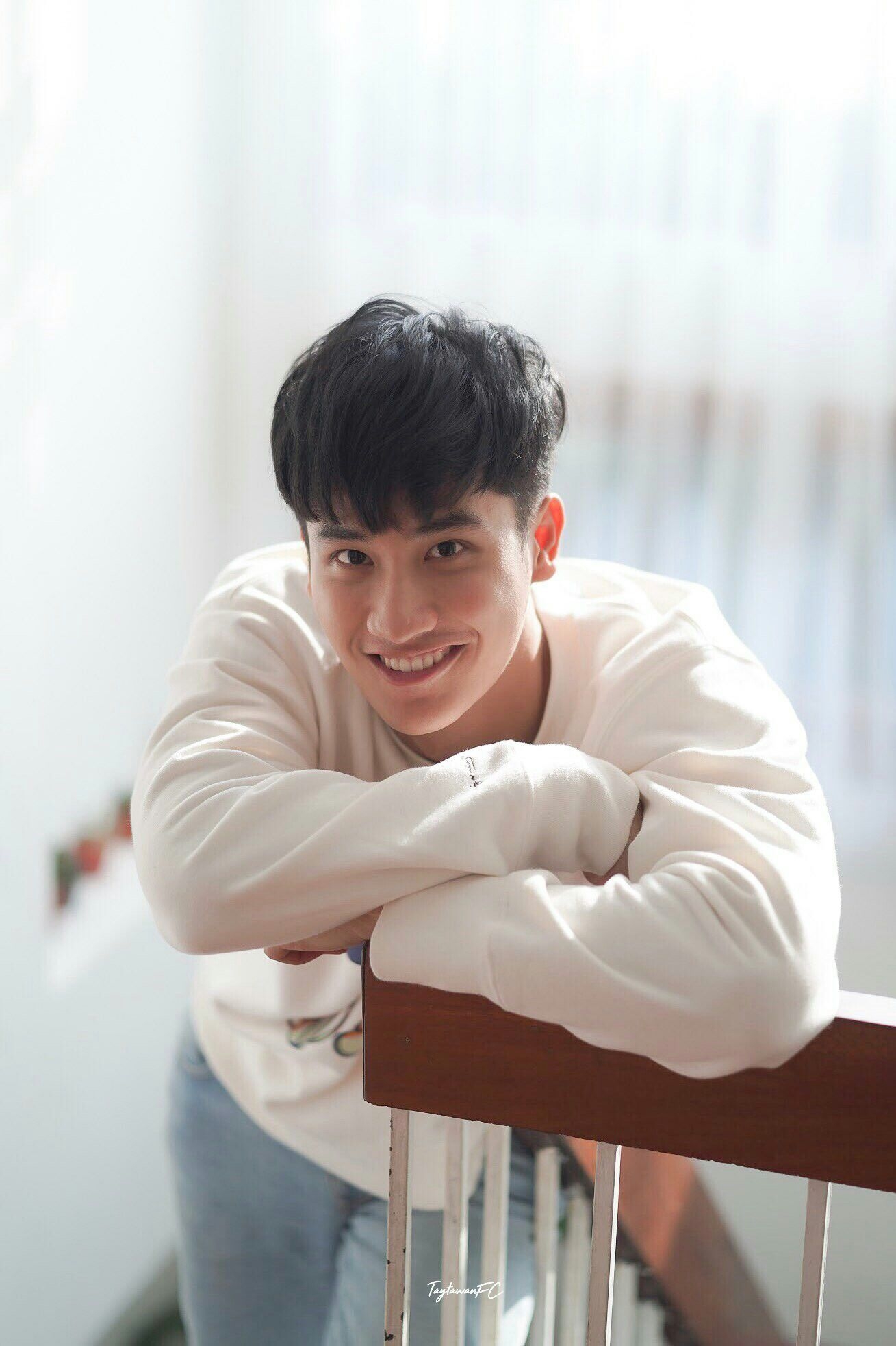 1310x1970 Tay tawan boyfriend material. Aktor, Aktris, Selebritas, Phone