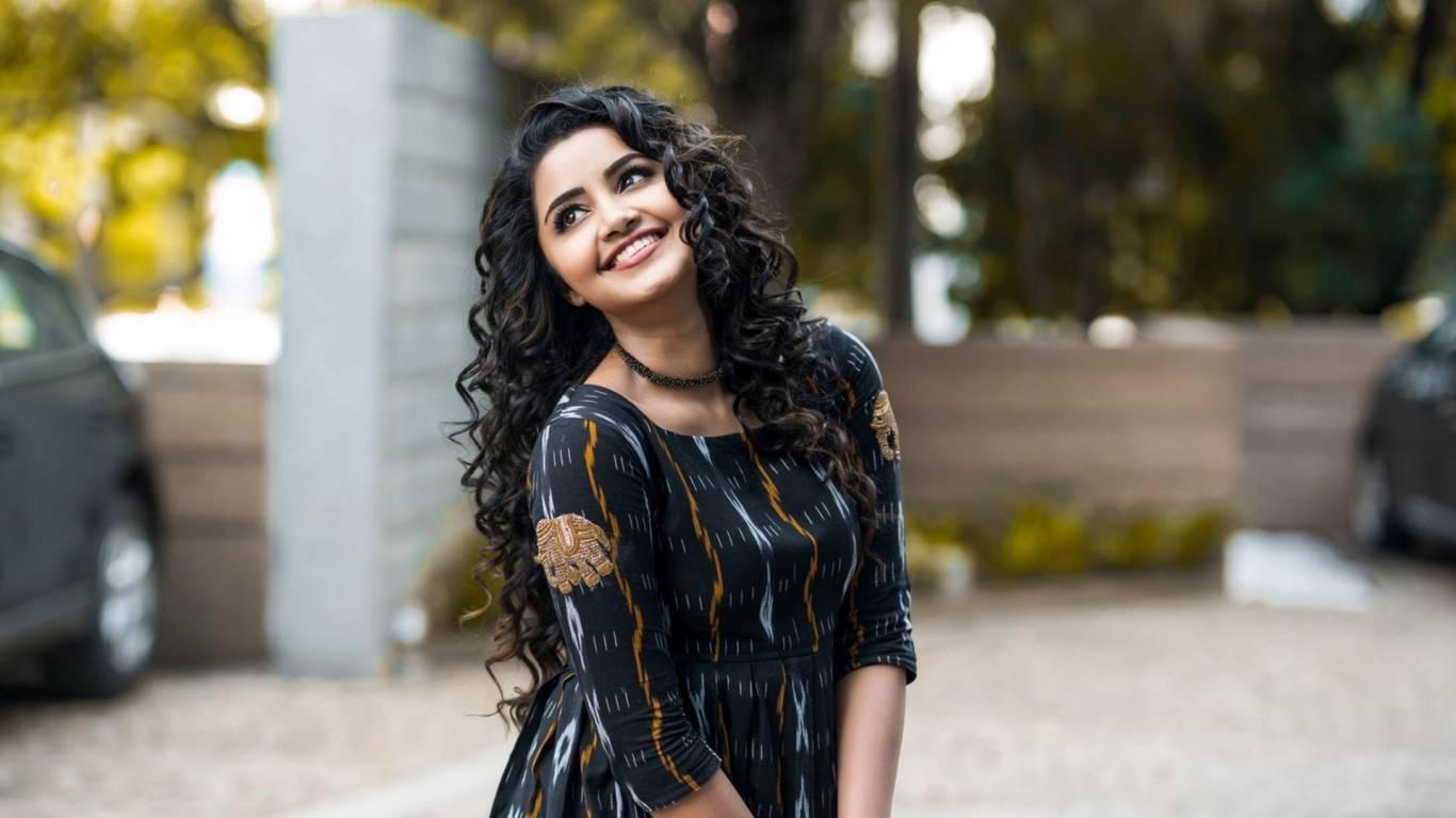 1370x770 Anupama Parameswaran HD Wallpaper. Latest Anupama, Desktop