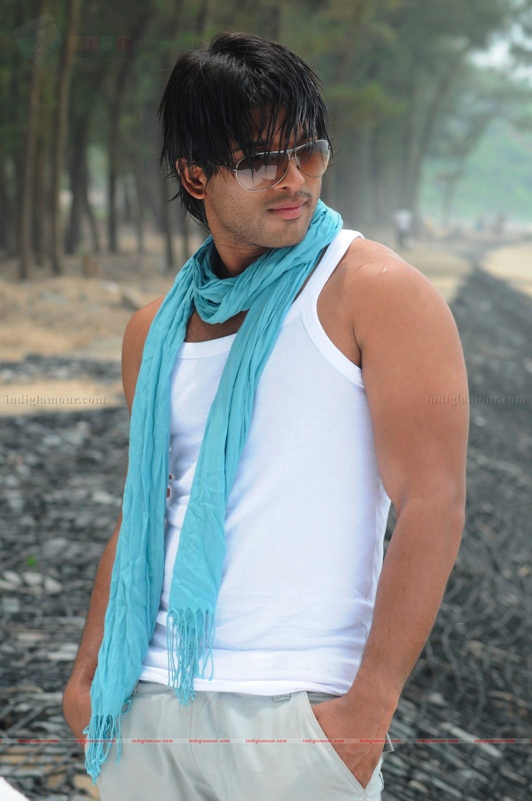 1070x1600 Allu Arjun Actor HD Photo, Image, Pics, Stills And Picture Indiglamour.com, Phone