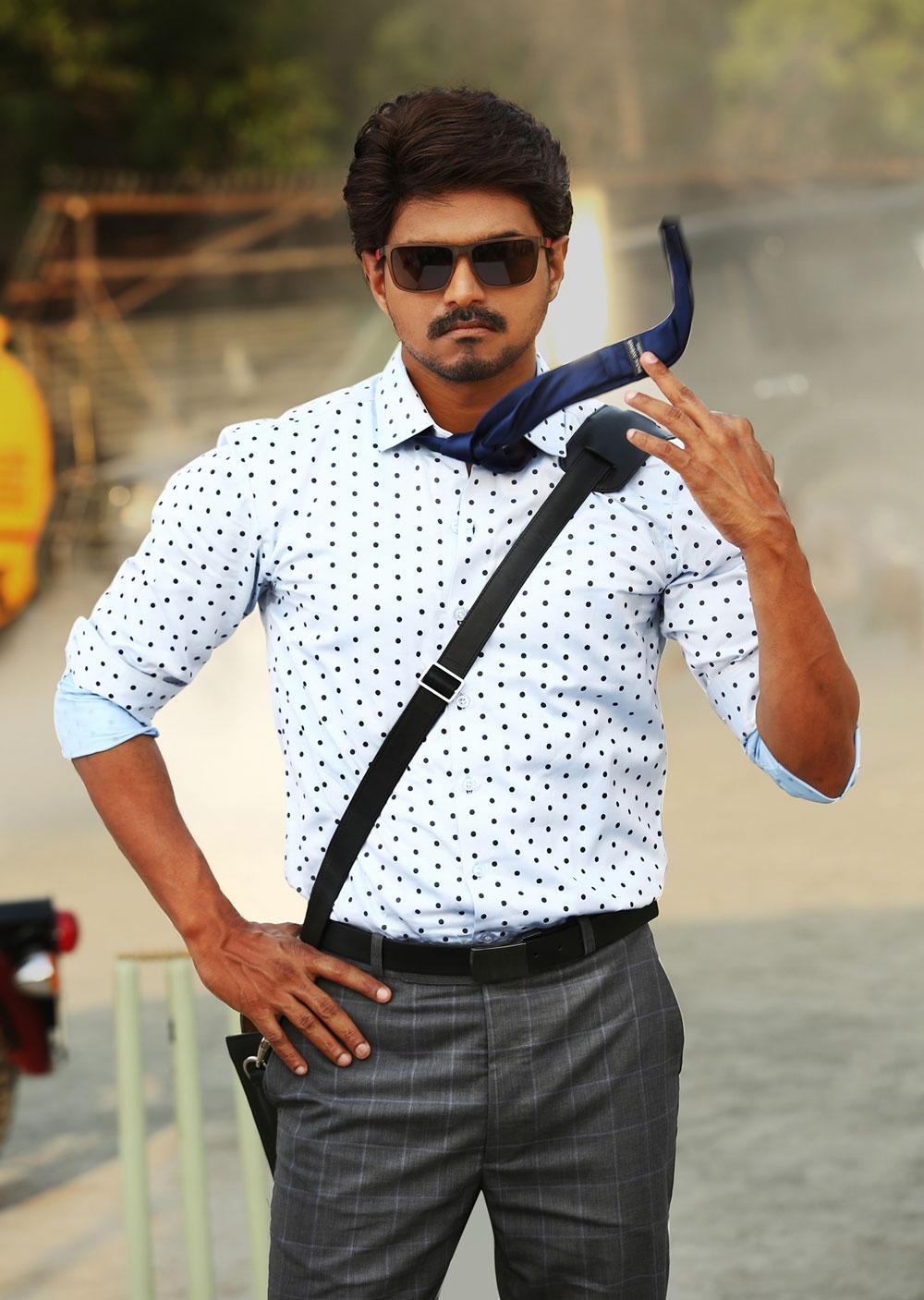 1000x1410 Ilayathalapathi Vijay Bairavaa Mobile Desktop Download Wallpaper, Phone