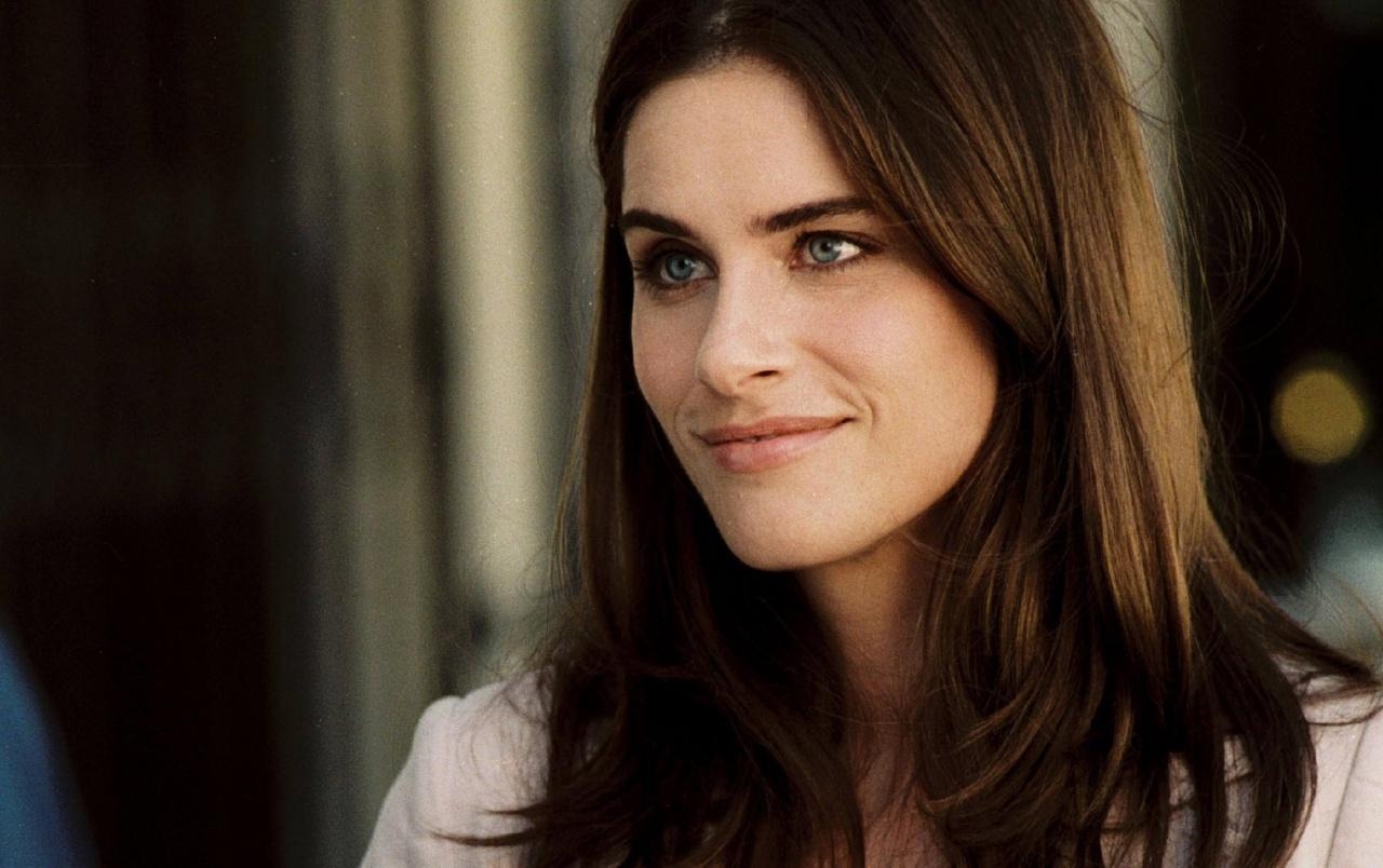 1280x810 Amanda Peet Closeup 4 wallpaper. Amanda Peet Closeup 4, Desktop