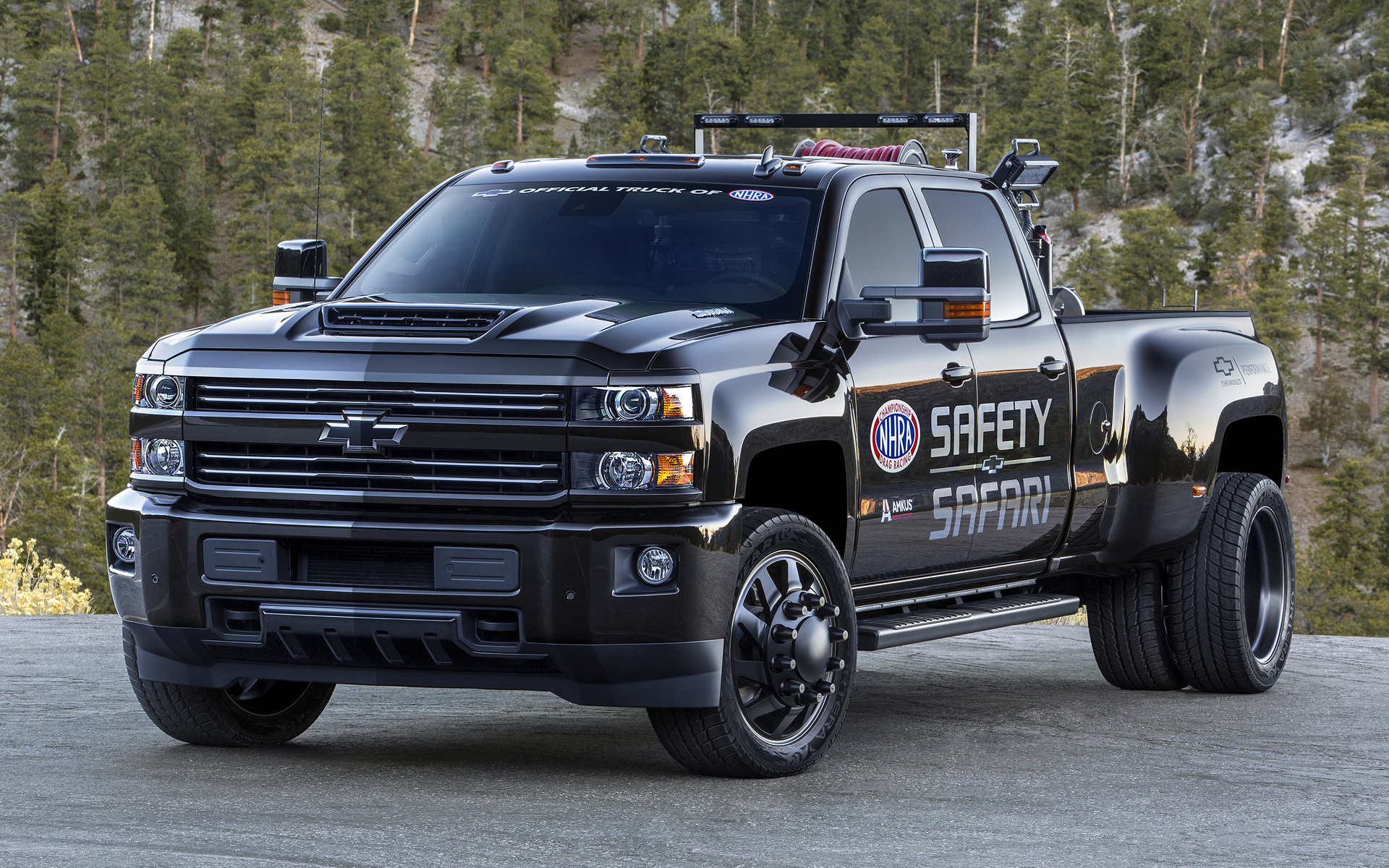 1920x1200 Chevrolet Silverado 3500HD NHRA Safety Safari Concept, Desktop