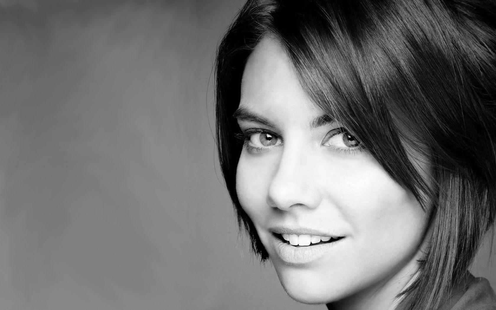 1680x1050 HD Lauren Cohan Wallpaper, Desktop