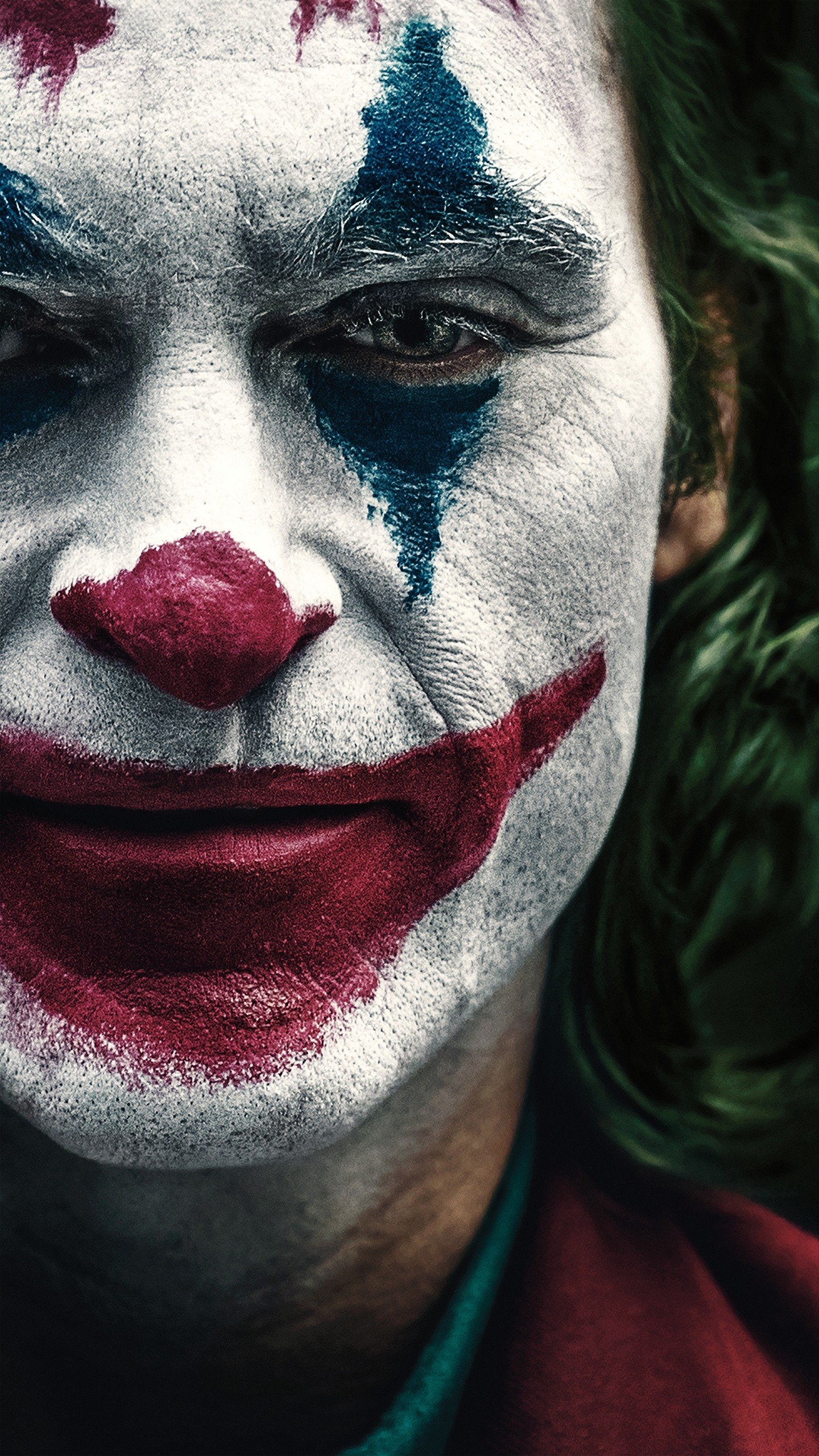 1440x2560 Joaquin Phoenix as Joker 2019 4K 8K Wallpaper. HD, Phone