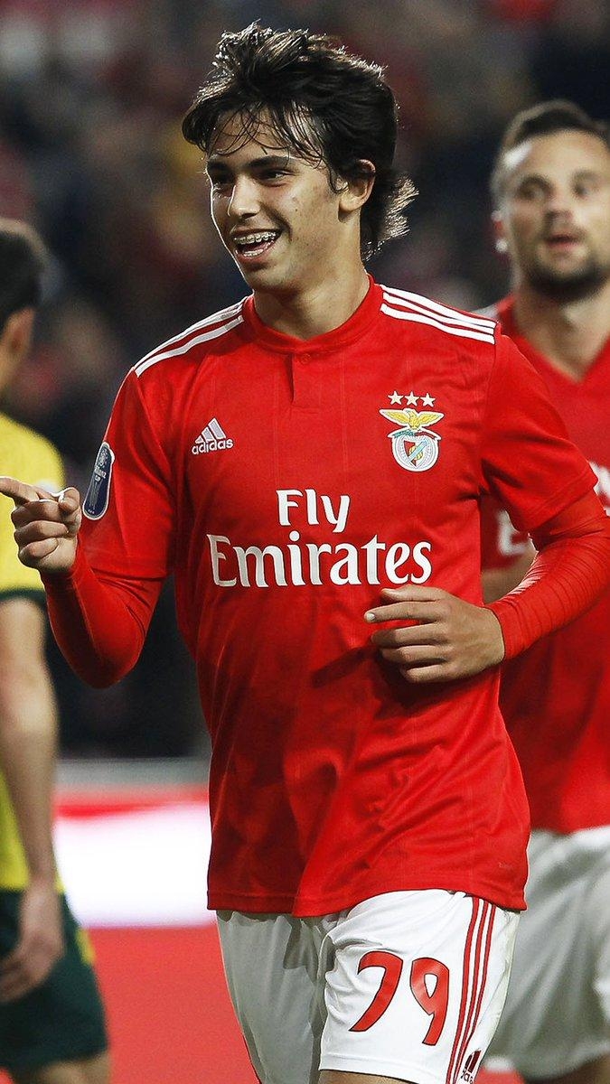 680x1200 SL Benfica you ask for some wallpaper? There, Phone