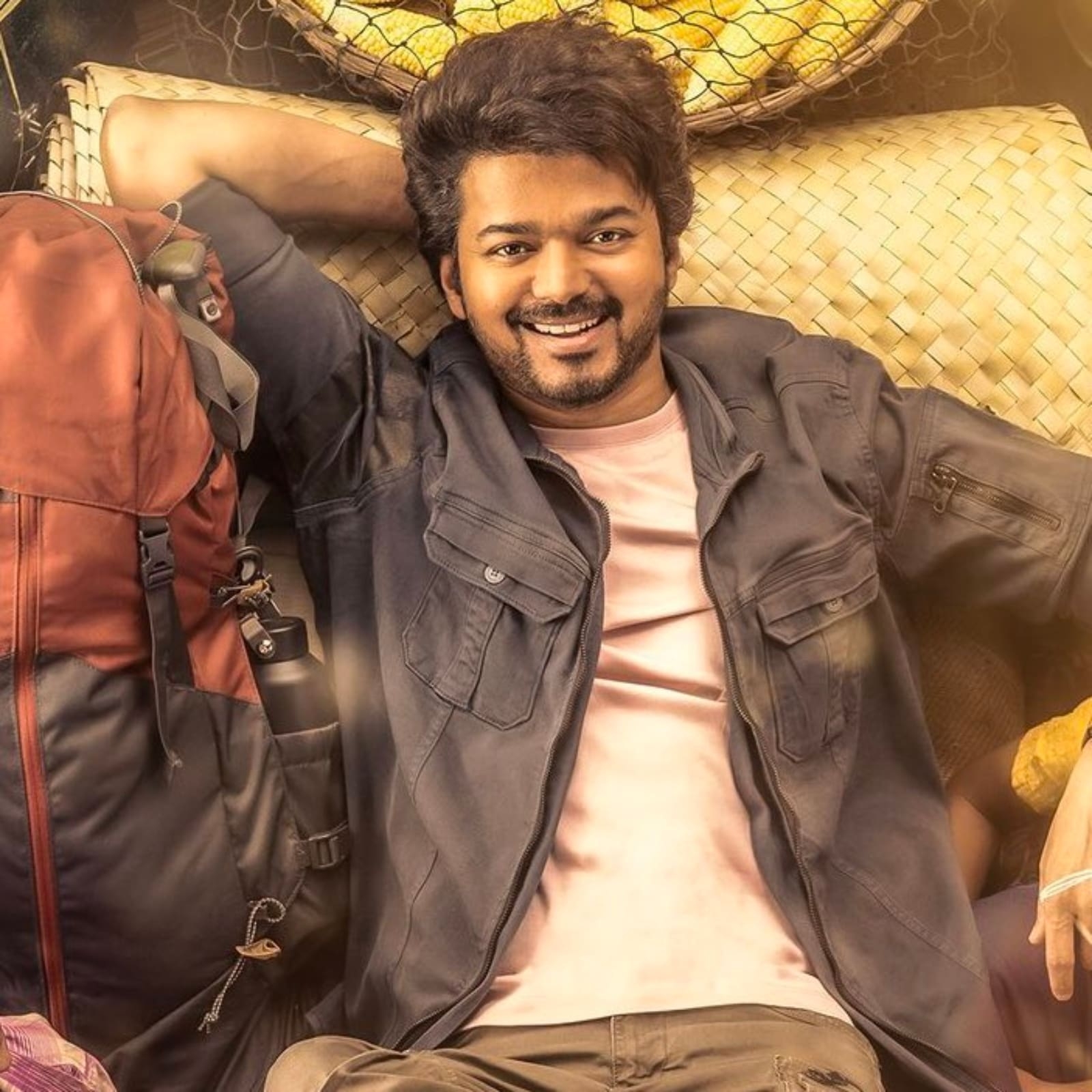 1600x1600 Thalapathy Vijay's Remuneration For Varisu Will Leave You Jaw Dropped, Details Here, Phone