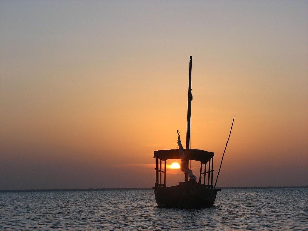 1030x770 Ocean: Zanzibar Sunrise Sky Sea Boat Deep Ocean Desktop Wallpaper, Desktop