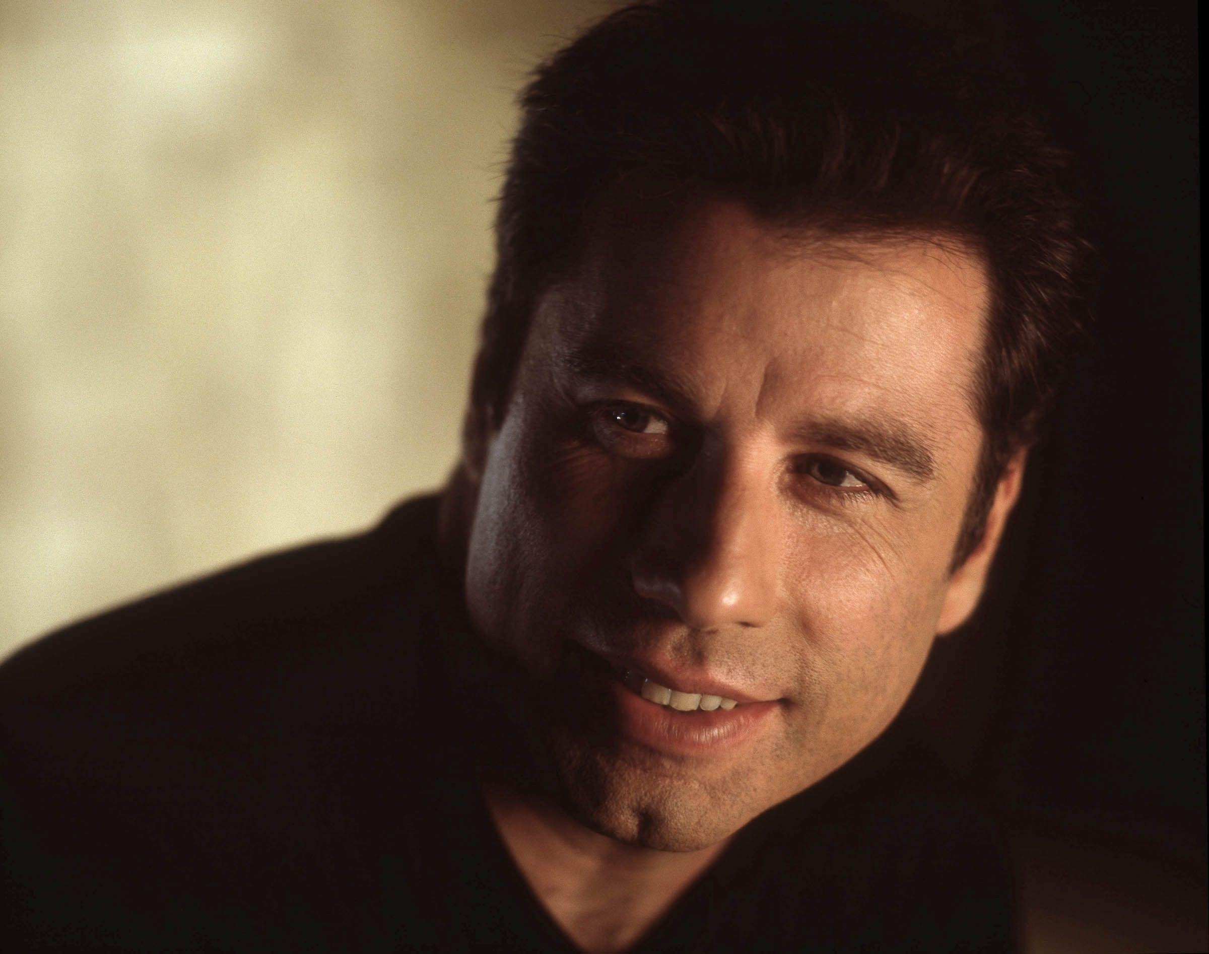 2400x1900 John Travolta 2014, Desktop