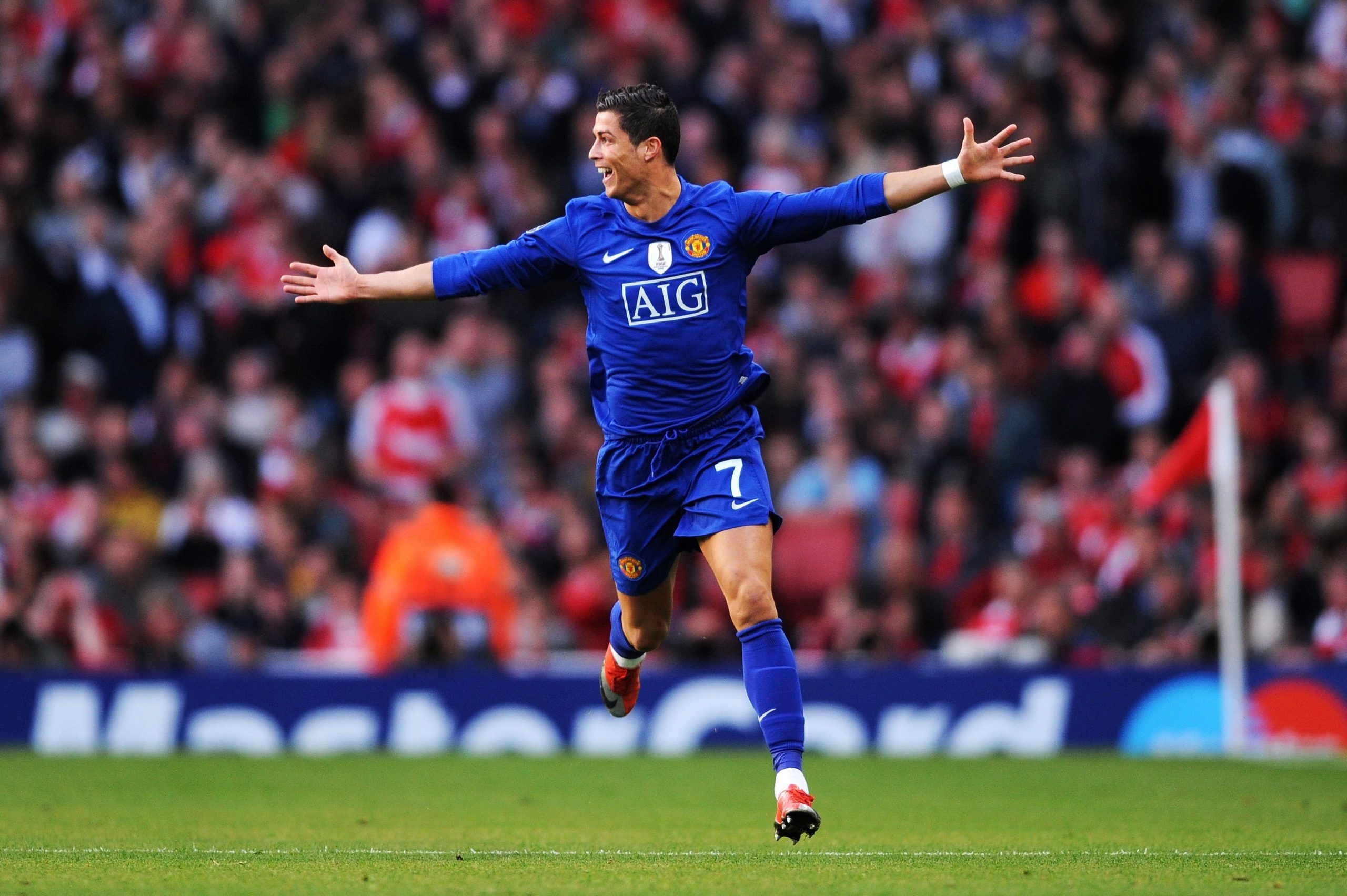 2560x1710 Cristiano Ronaldo Wallpaper, Stadium, Manchester United, Desktop