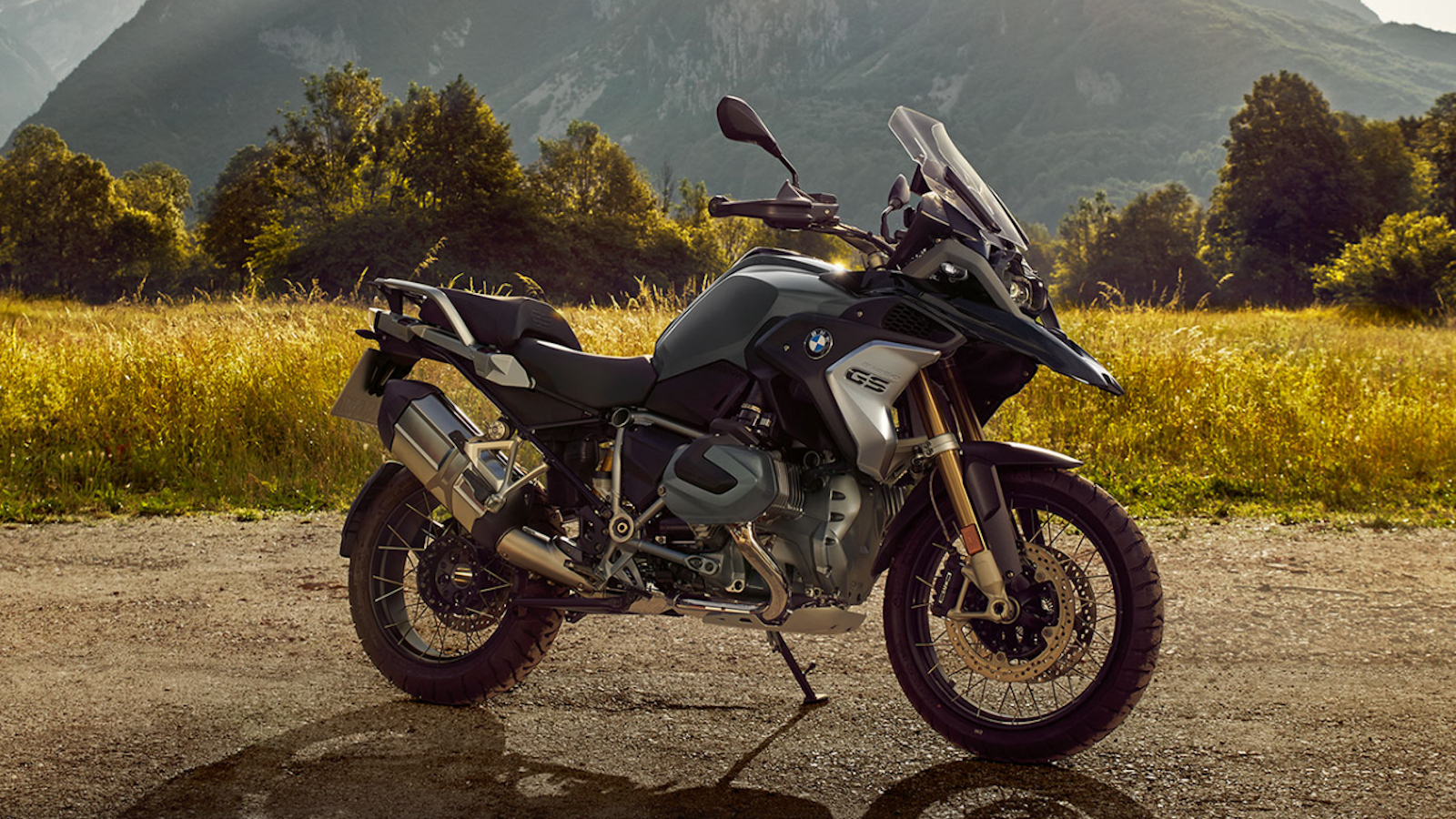 1600x900 BMW R 1250 GS Picture, Photo, Wallpaper, Desktop