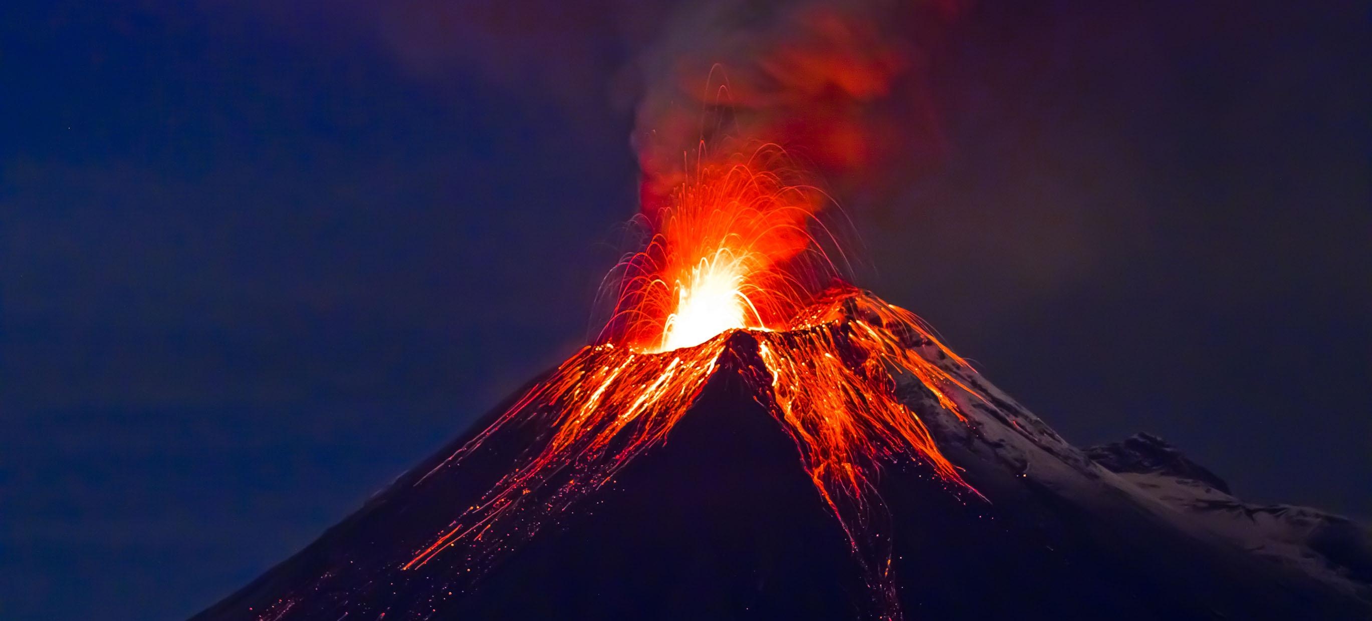 2740x1240 Iceland Volcano Wallpaper High Resolution BUFN2, Dual Screen