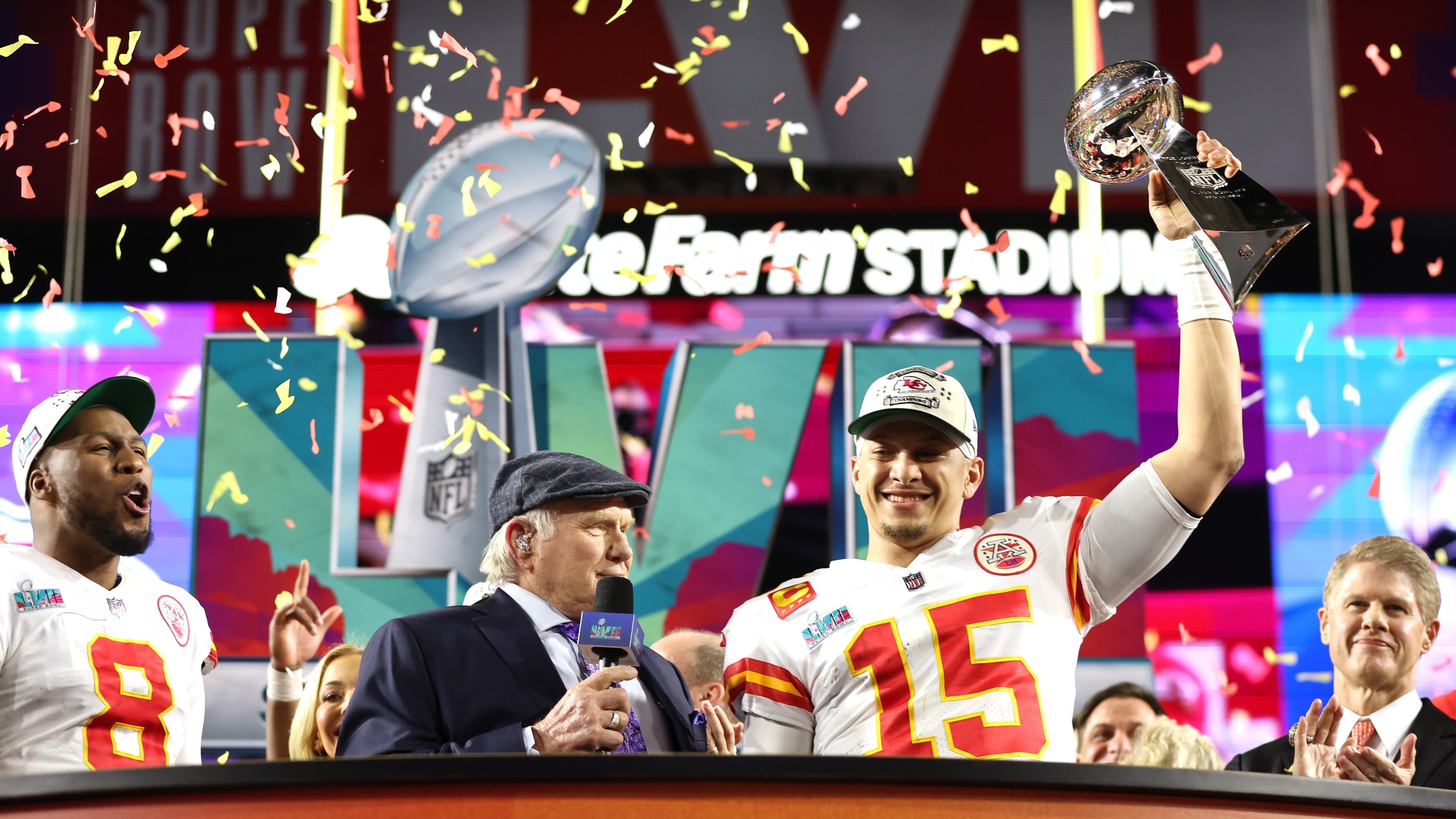 2560x1440 Super Bowl champion Kansas City Chiefs to visit Disneyland, Desktop