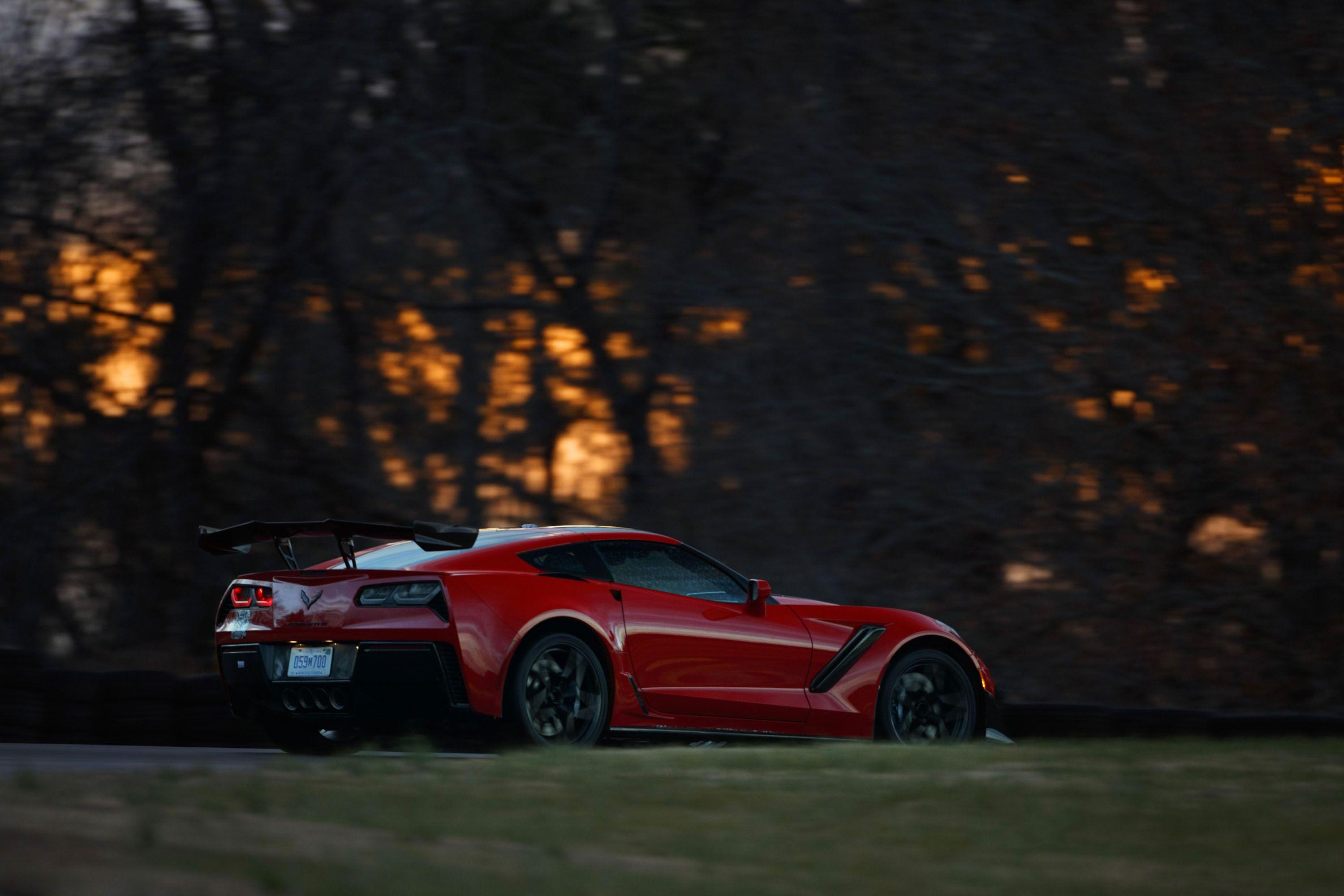 3000x2000 Wallpaper Of The Day: 2019 Chevy Corvette ZR1 Picture, Desktop