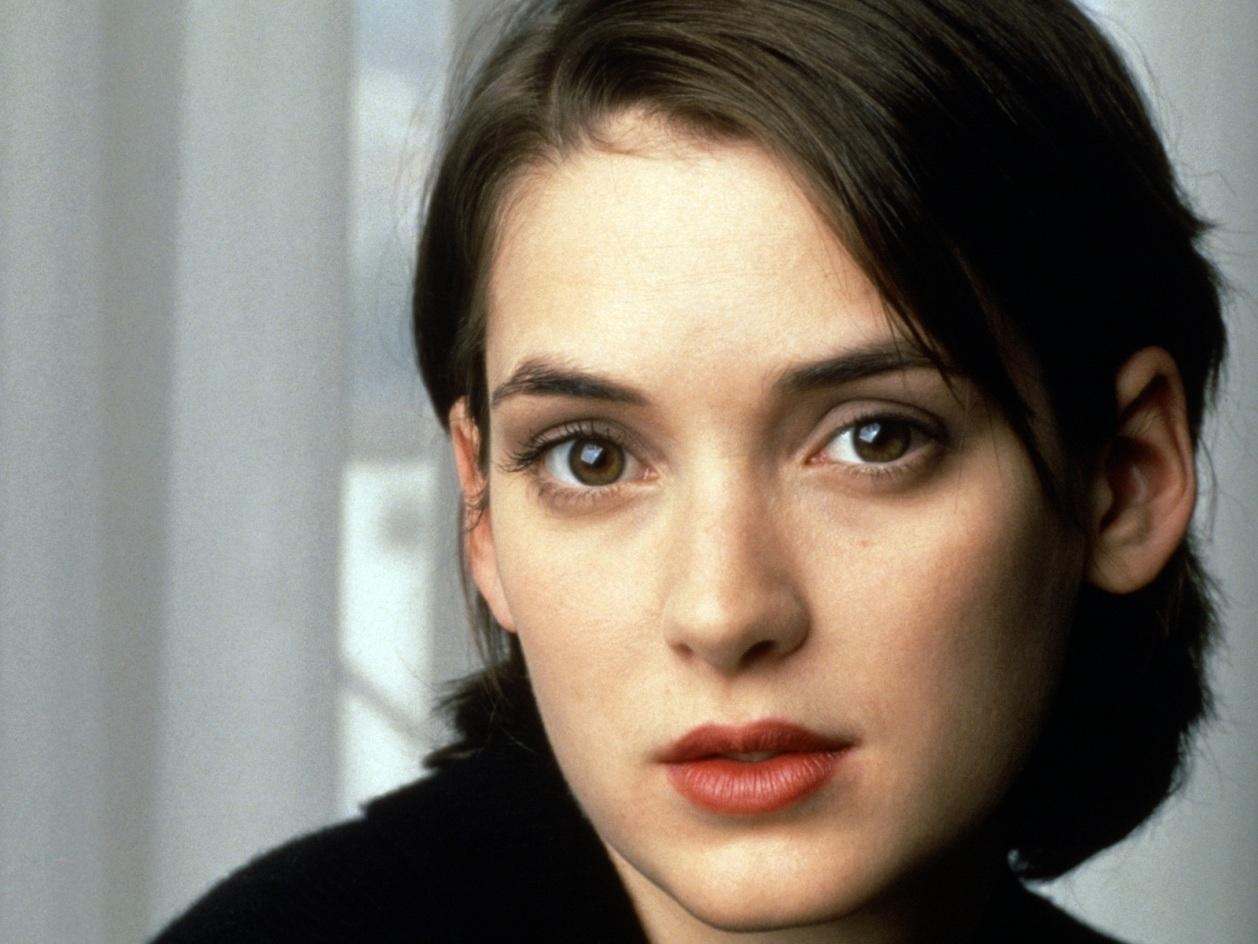 1260x950 HD Winona Ryder Wallpaper and Photo. HD Celebrities Wallpaper, Desktop