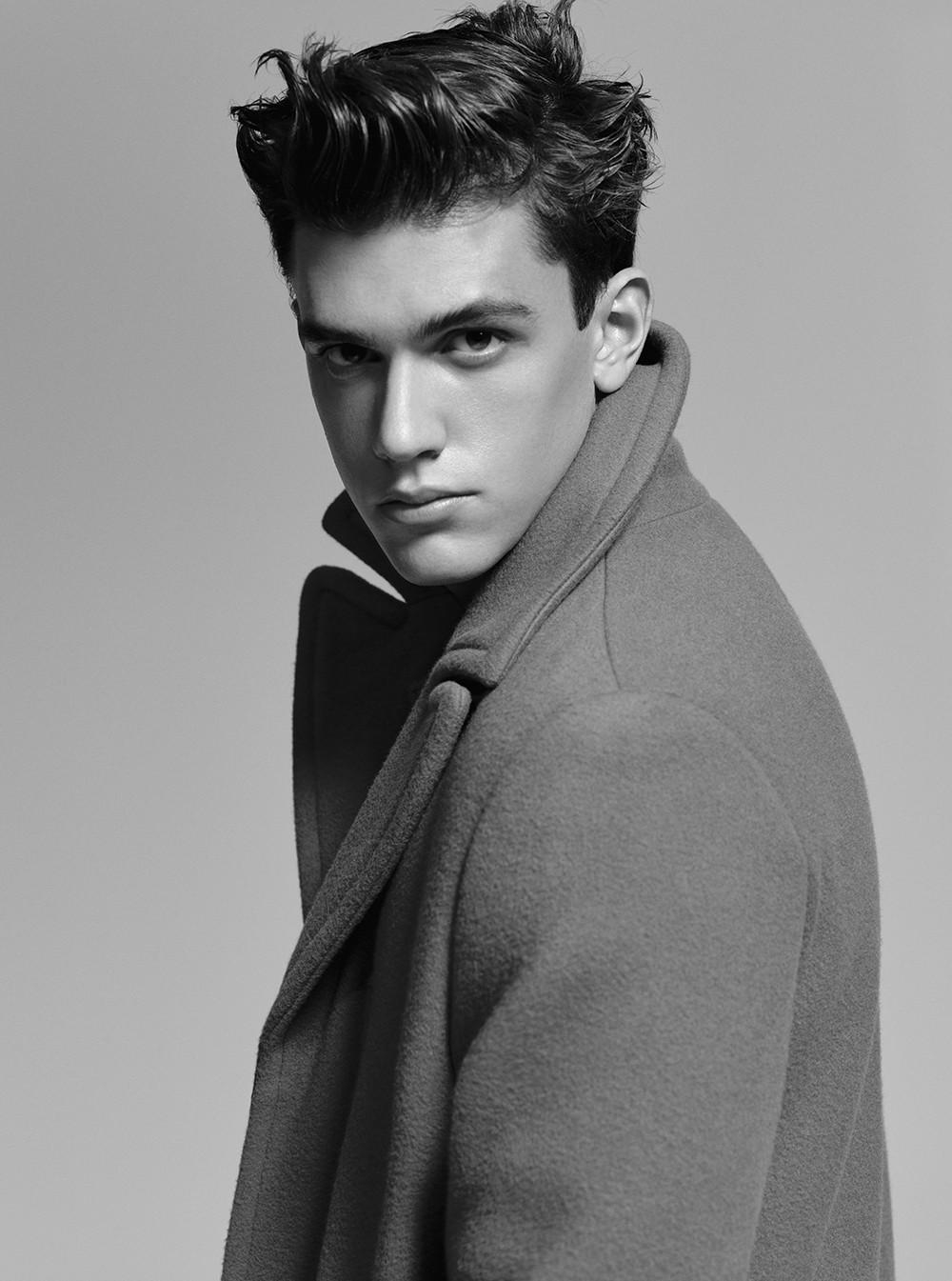 1000x1350 Xavier Serrano Fashion Models, Phone