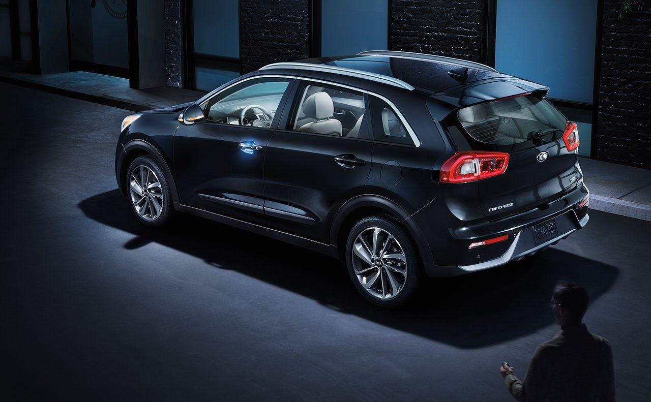 1280x800 Kia Niro EV black color in night rear side view HD wallpaper, Desktop