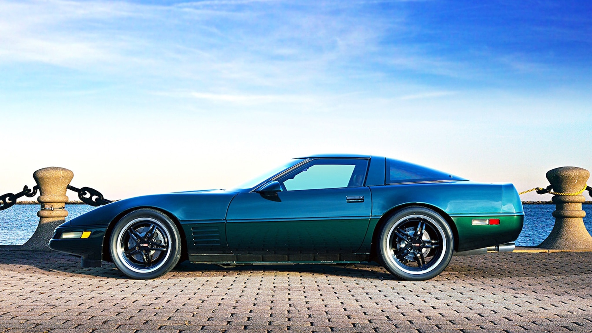 2050x1160 This Explosive Chevrolet C4 Corvette Street Fighter Packs 585 Horsepower, Desktop