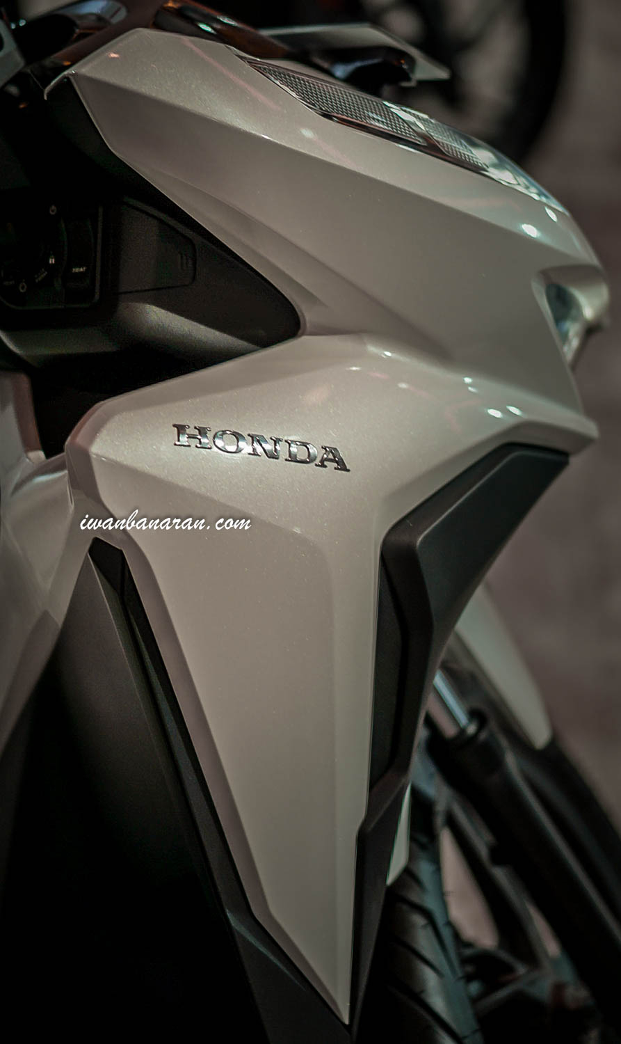 900x1500 Nih Galeri Foto Honda Vario 125 150 Terbaru Makin Sporty! BMSPEED7.COM, Phone