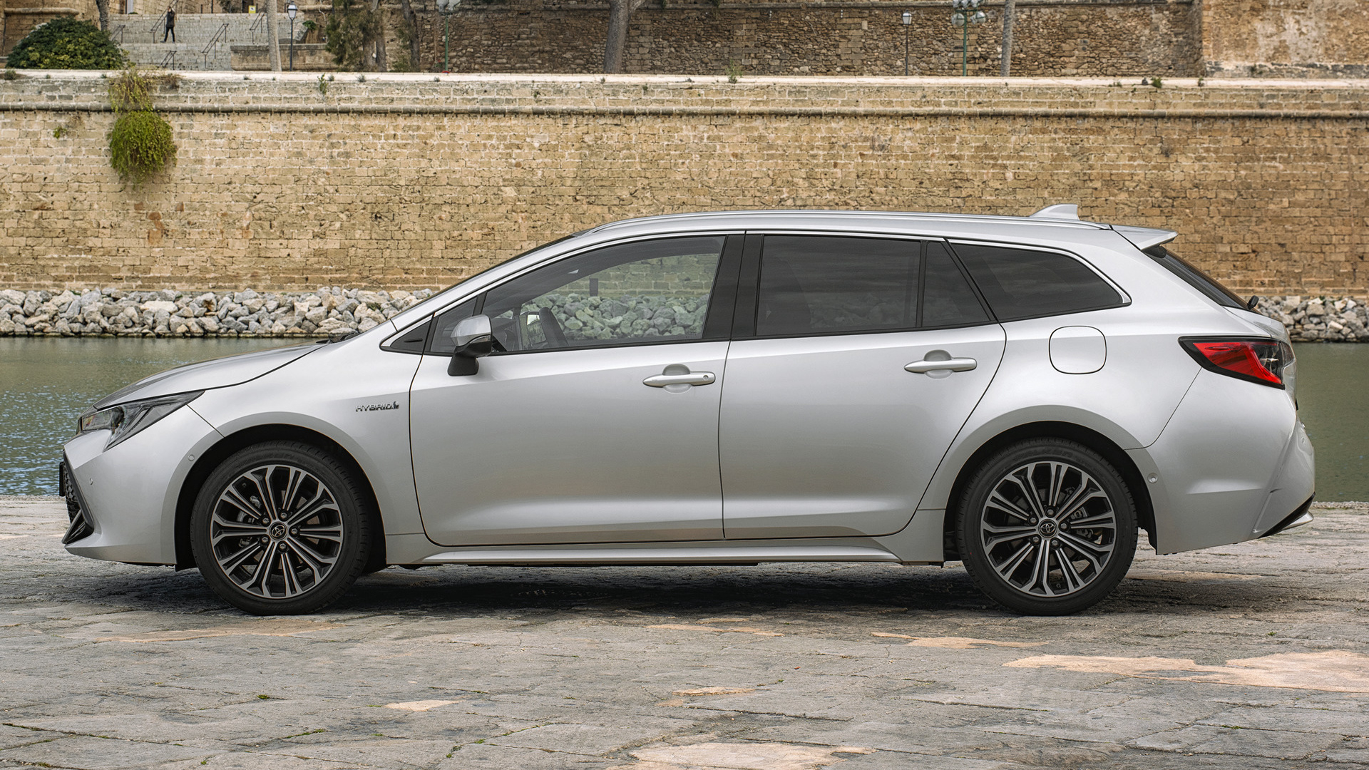 1920x1080 Toyota Corolla Touring Sports Hybrid and HD Image, Desktop