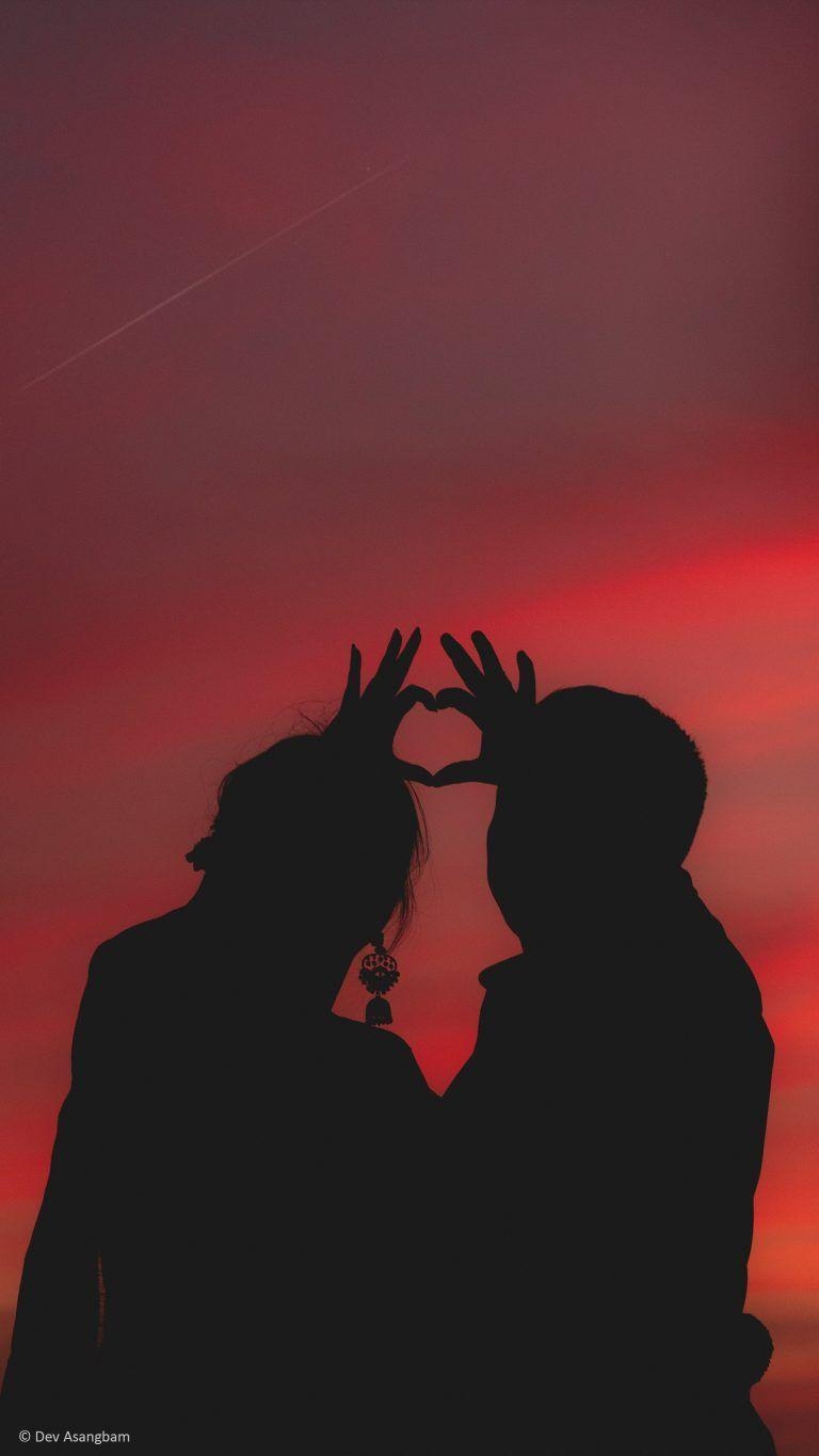 770x1370 Couple Love Heart Sunset Photography. Couple wallpaper, Phone