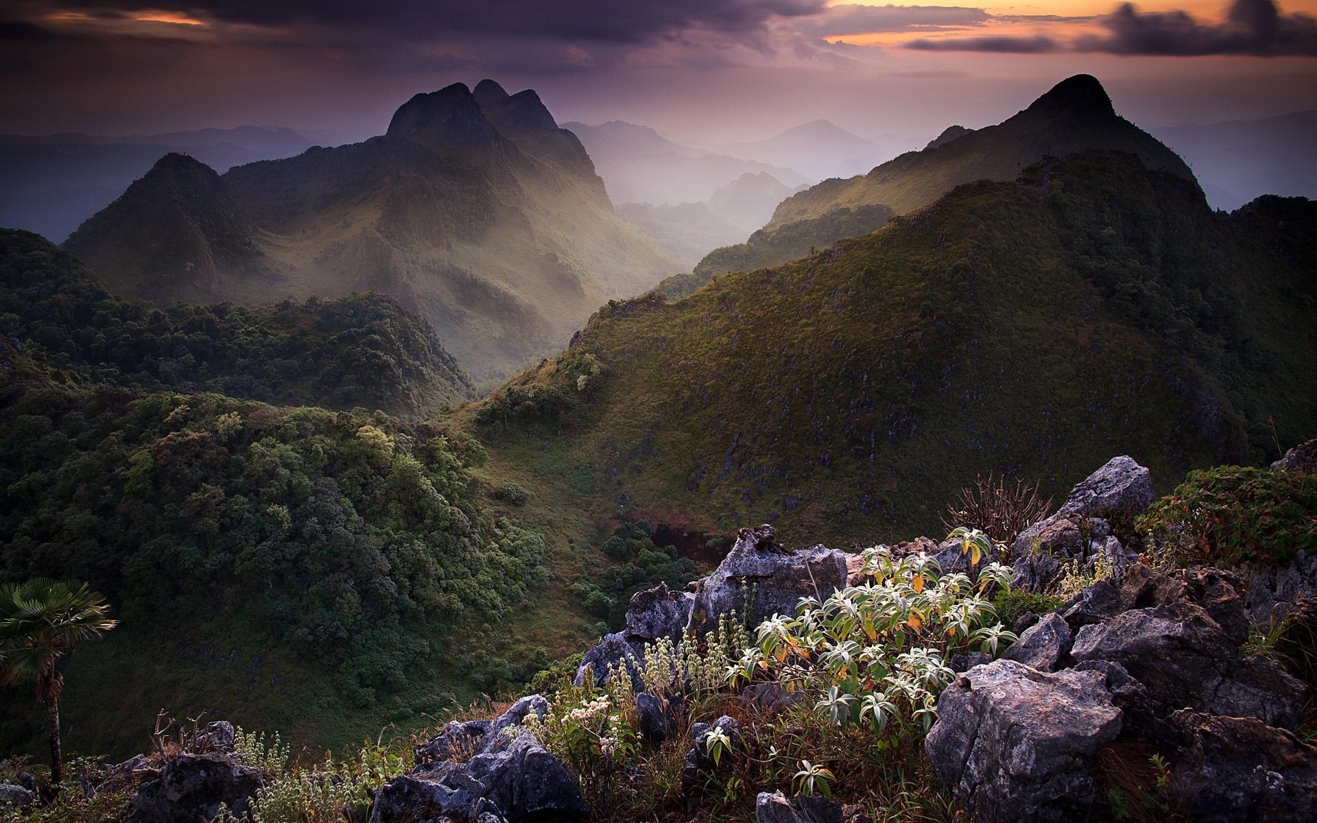 1920x1200 Wallpaper Limestone mountains, Chiang Mai, Thailand scenery, Desktop