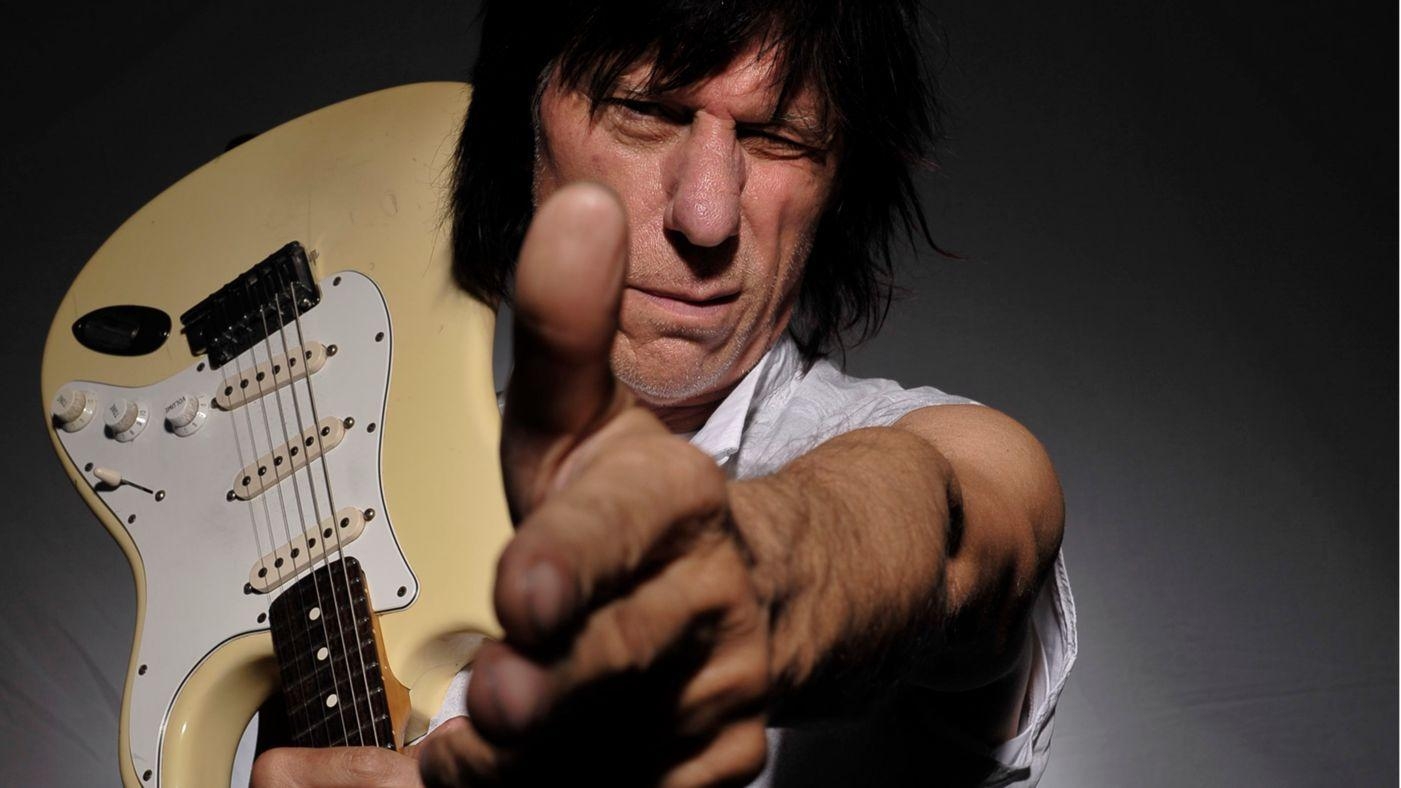 1410x790 px Jeff Beck 94.66 KB, Desktop