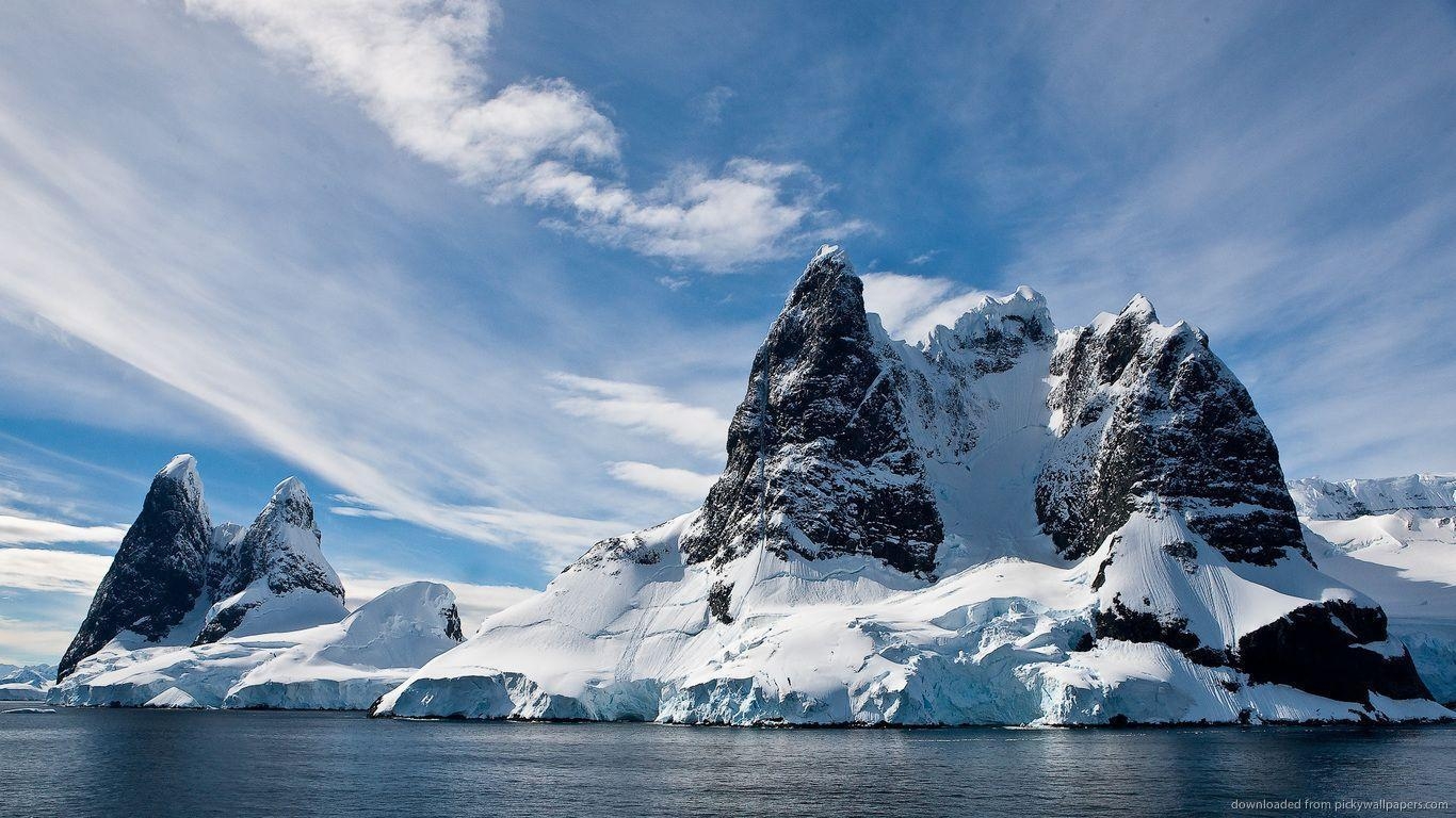 1370x770 Frozen Antarctica HD Wallpaper, Desktop