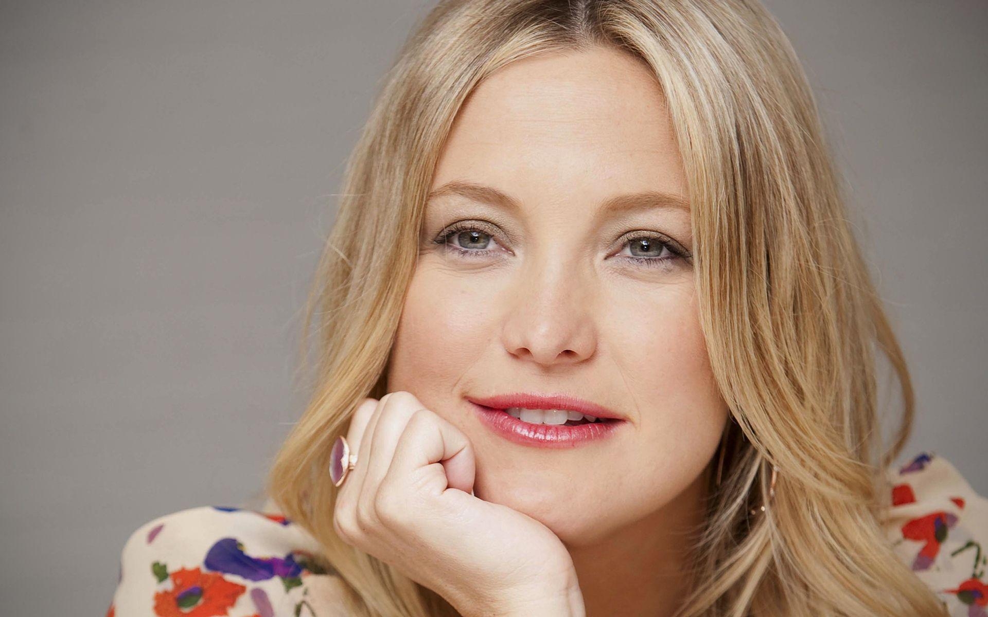 1920x1200 Beautiful Kate Hudson Wallpaper, Desktop