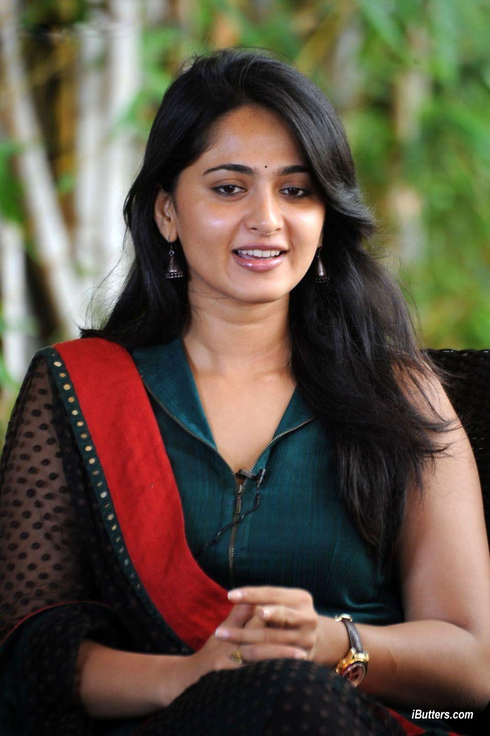 960x1440 Best South Indian Actress Anushka Shetty Wallpaper. iButters, Phone