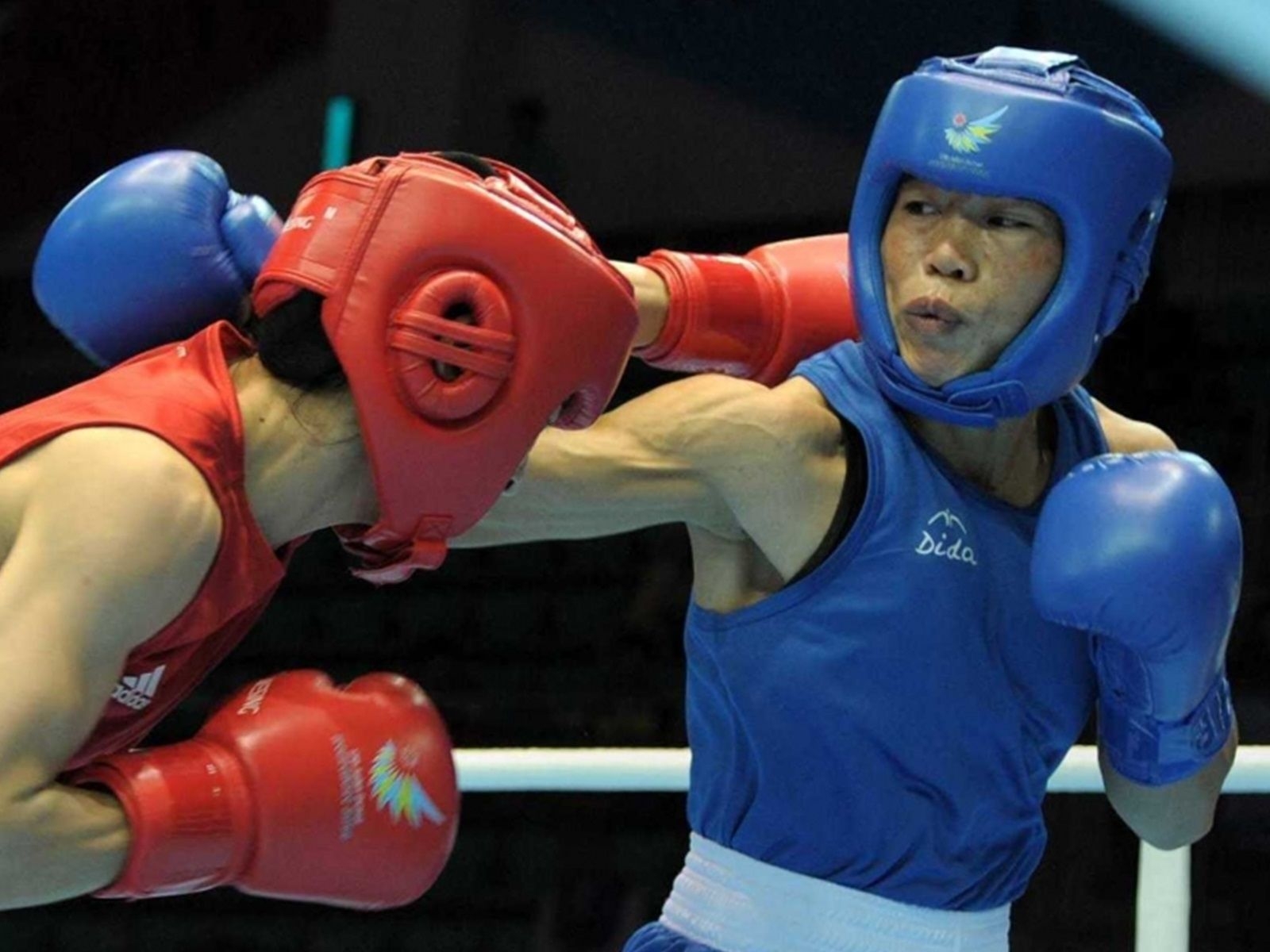 1600x1200 Mary Kom gold medal, Desktop