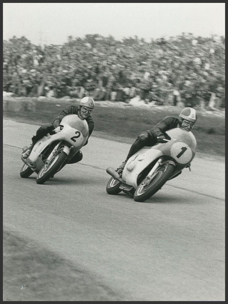 790x1050 Two greatest riders ever. Agostini. Racing motorcycles, Racing, Phone