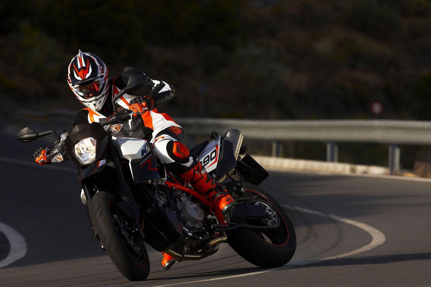 1680x1120 supermoto wallpaper, Desktop