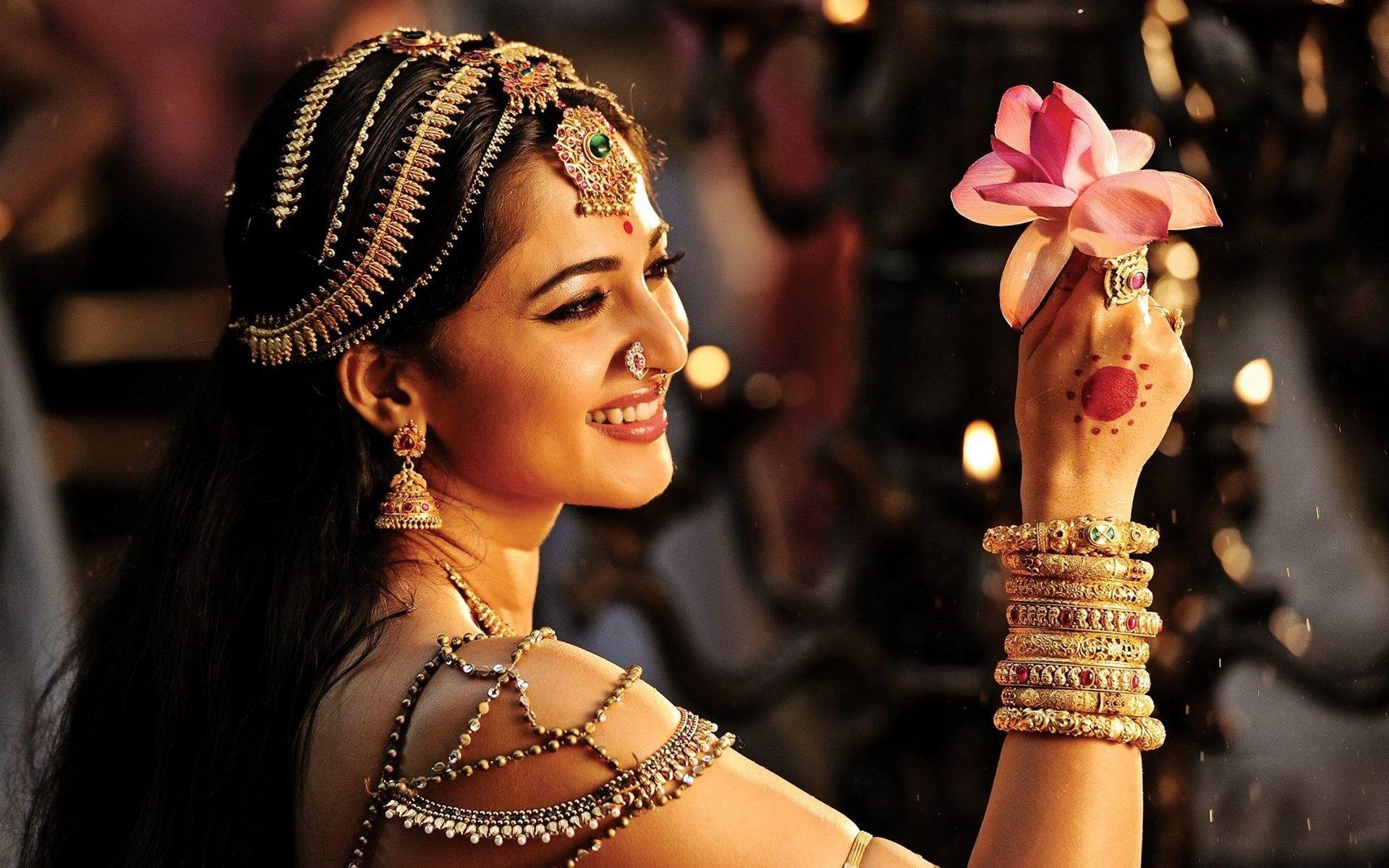 1920x1200 Anushka Shetty Rudramadevi Wallpaper in jpg format for free download, Desktop