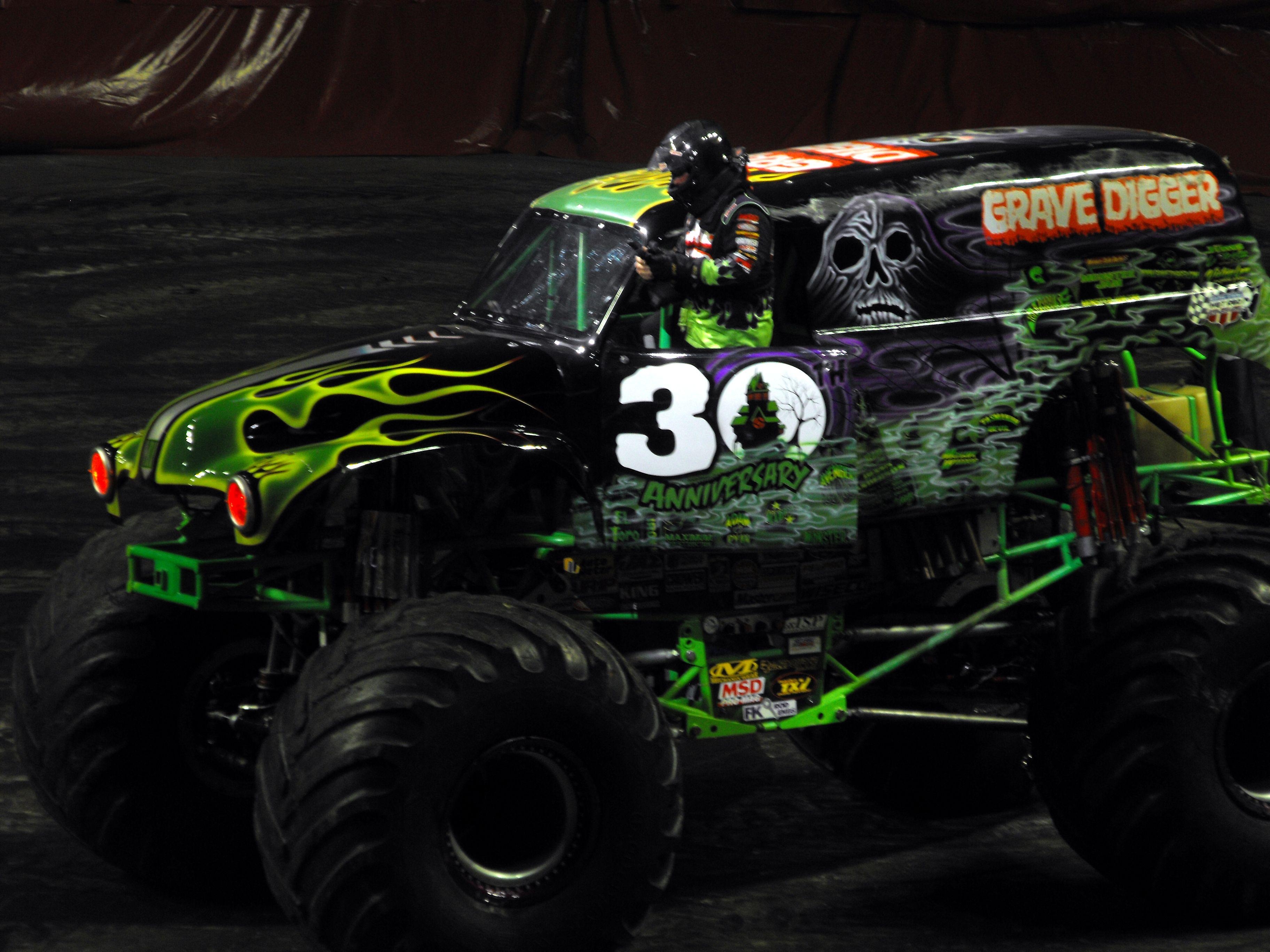 3650x2740 GRAVE DIGGER Monster Truck 4x4 Race Racing Monster Truck Hq Wallpaperx2736, Desktop