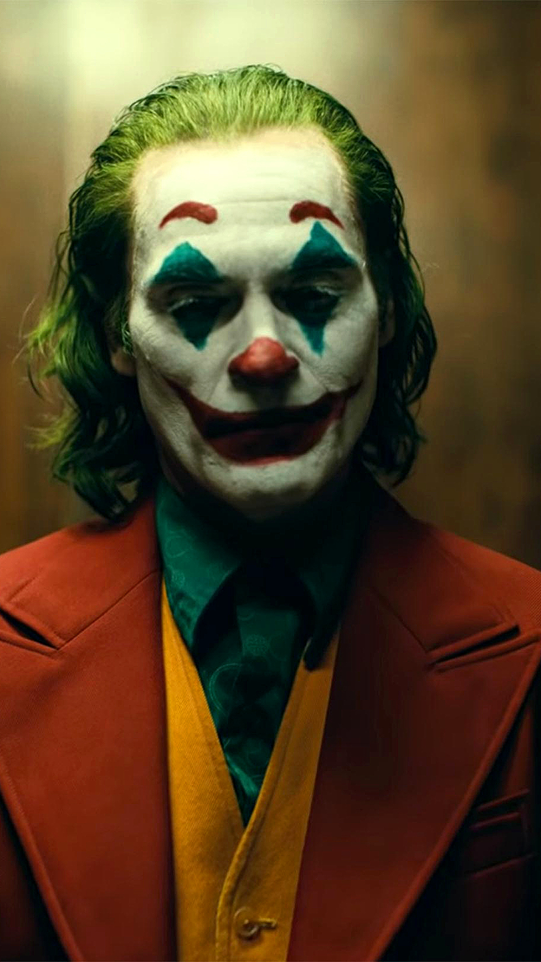 1090x1930 Joaquin Phoenix As Joker Wallpaper, HD Movies 4K Wallpaper, Phone