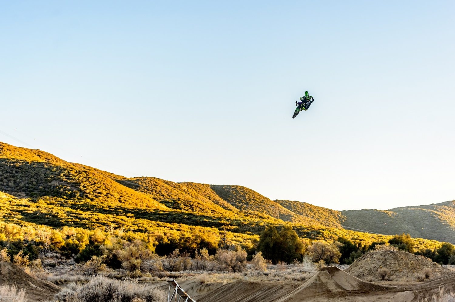 1500x1000 Dirt Shark. Watch Slayground 2 ft. Axell Hodges Now, Desktop