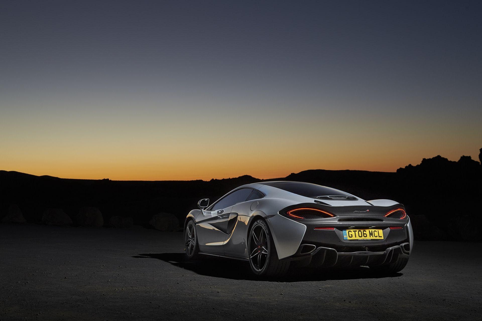 1920x1280 McLaren 570GT Review Auto Portal, Desktop