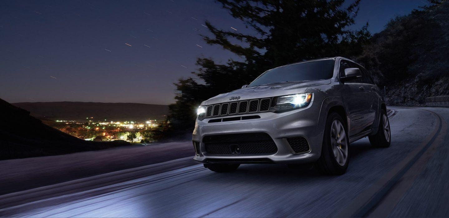 1440x700 Jeep Grand Cherokee Trackhawk. Jeep of Ontario, Dual Screen