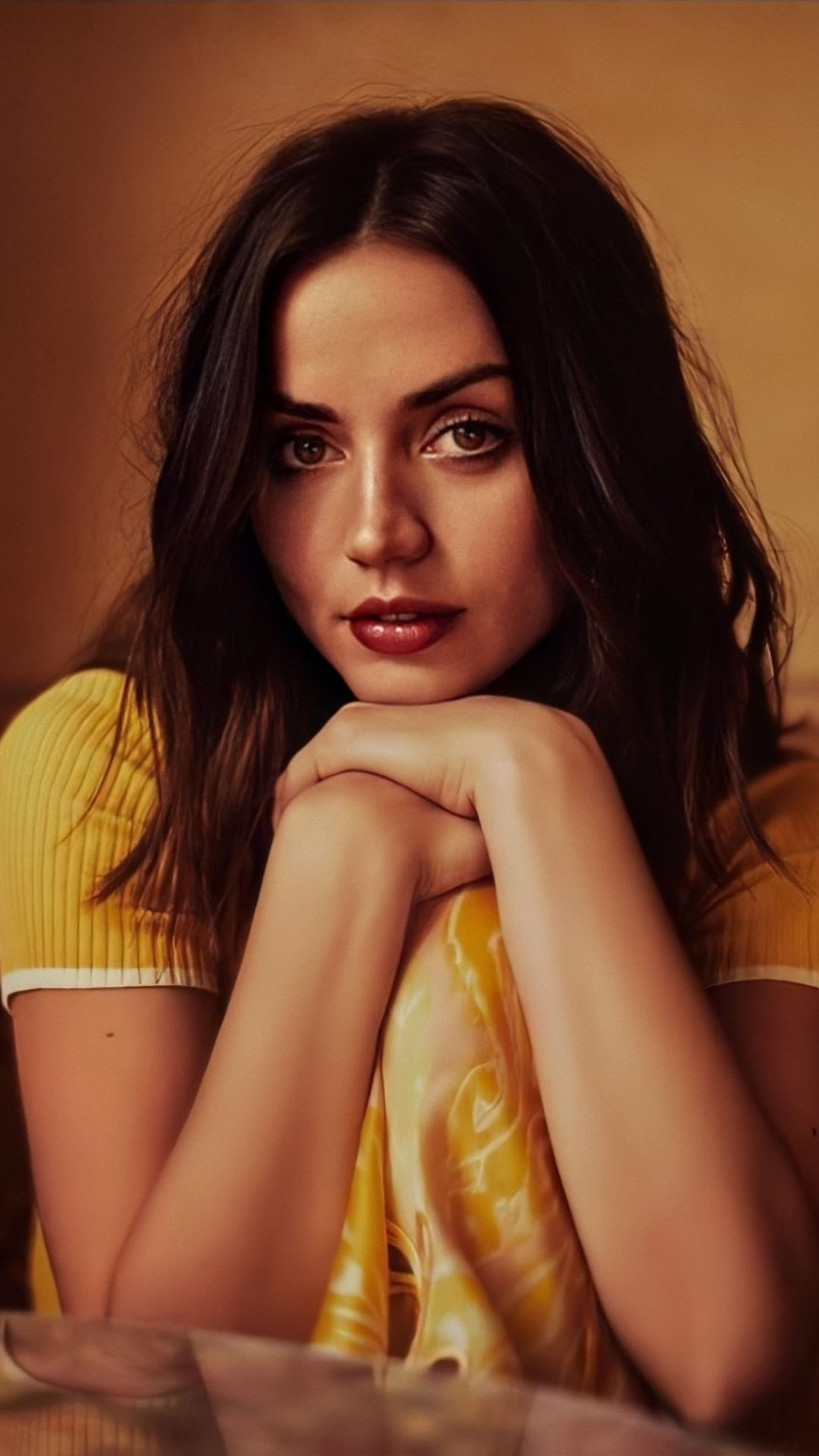 2160x3840 Ana de Armas Portrait 2020 4K Ultra HD, Phone