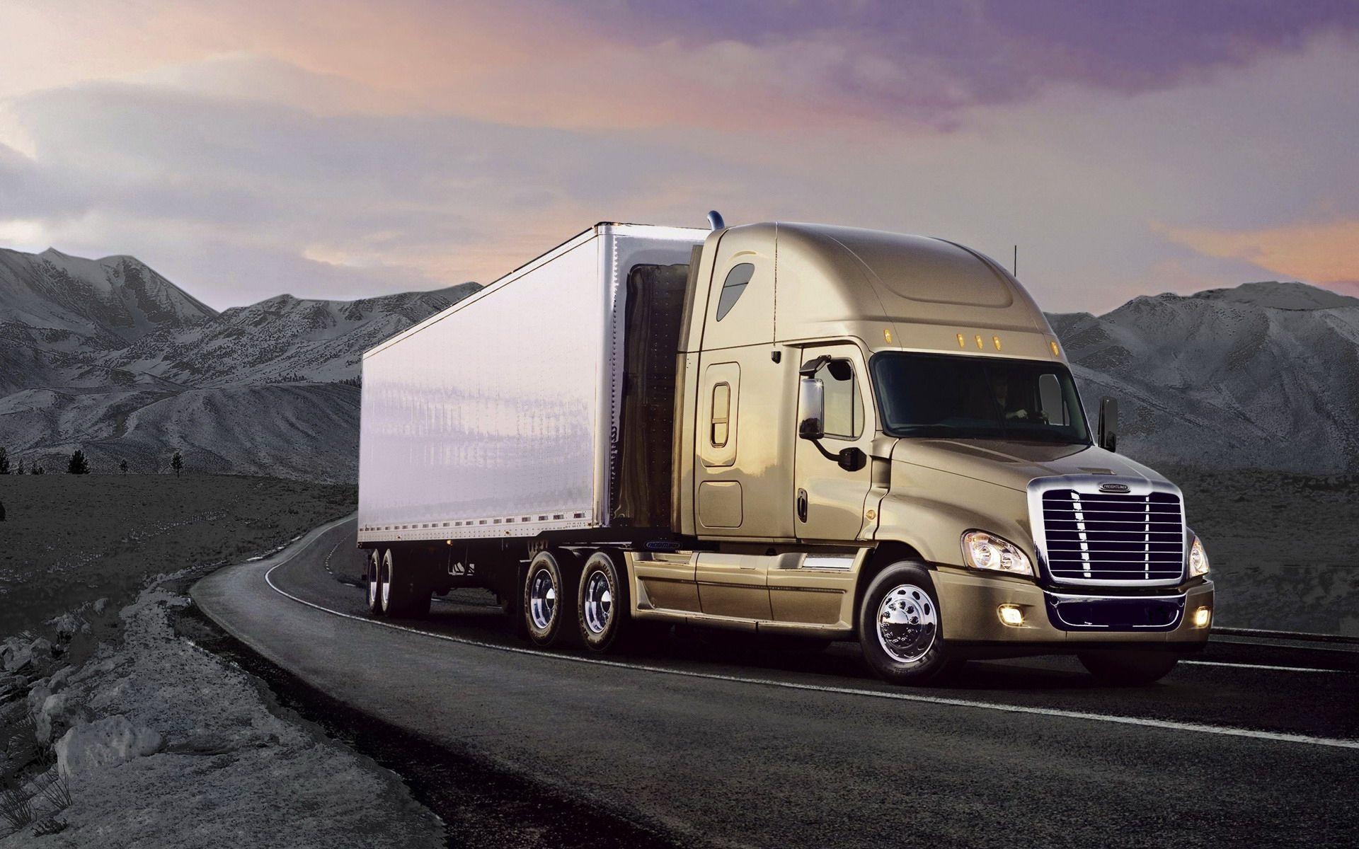 1920x1200 Powerful Freightliner truck on the road HD 16, Desktop