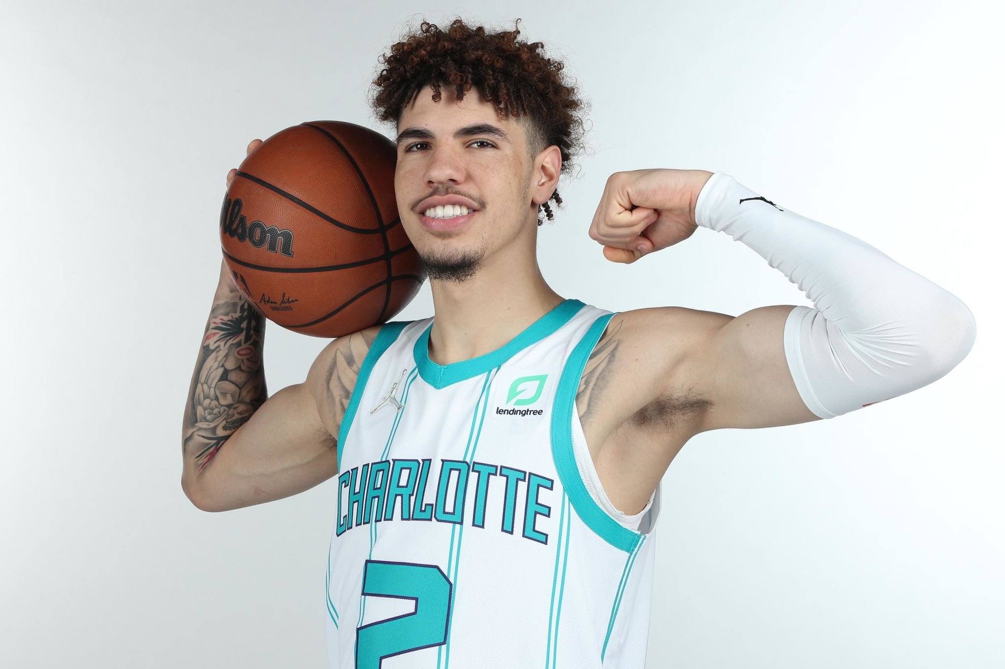 2050x1370 Sports LaMelo Ball HD Wallpaper, Desktop