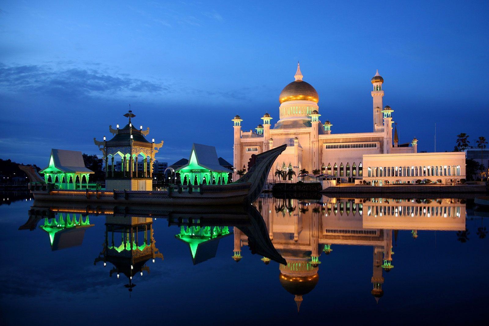 1600x1070 Beautiful Mosque Wallpaper, Desktop