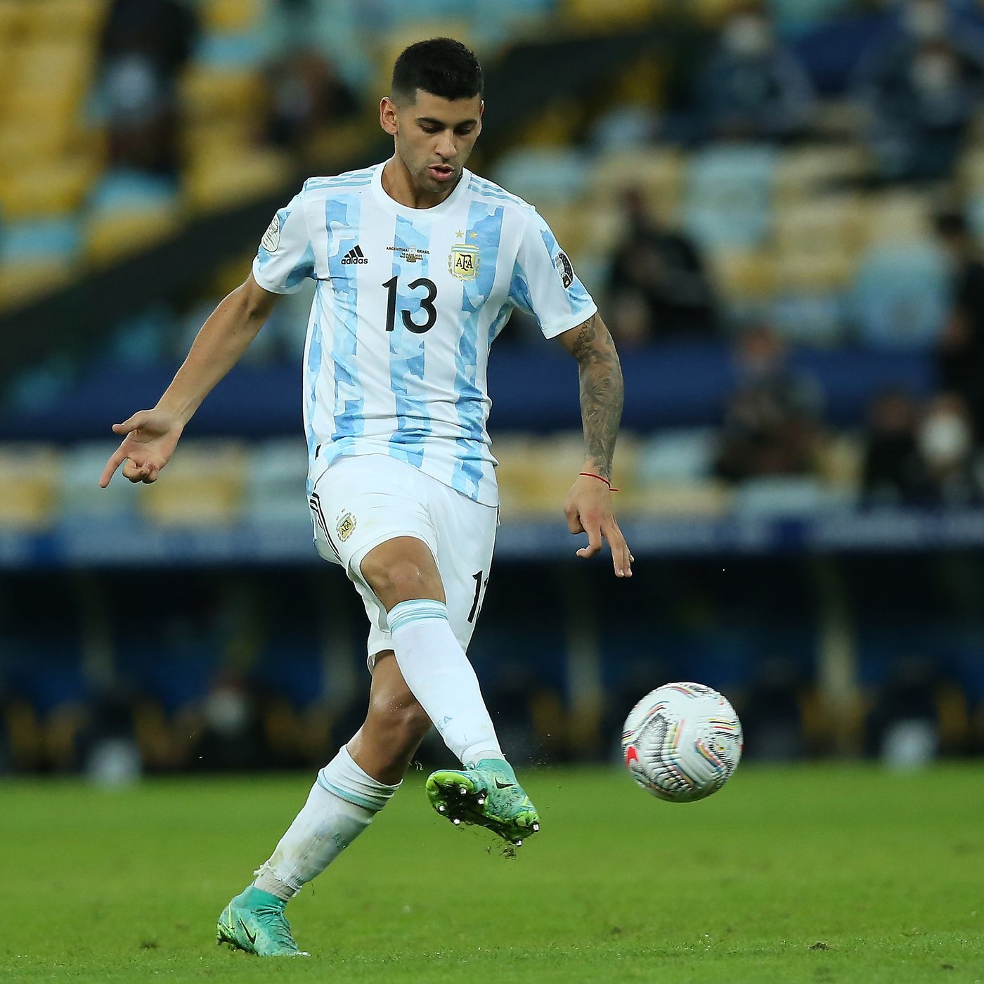 1400x1400 Barcelona join Tottenham in Cristian Romero race, Phone