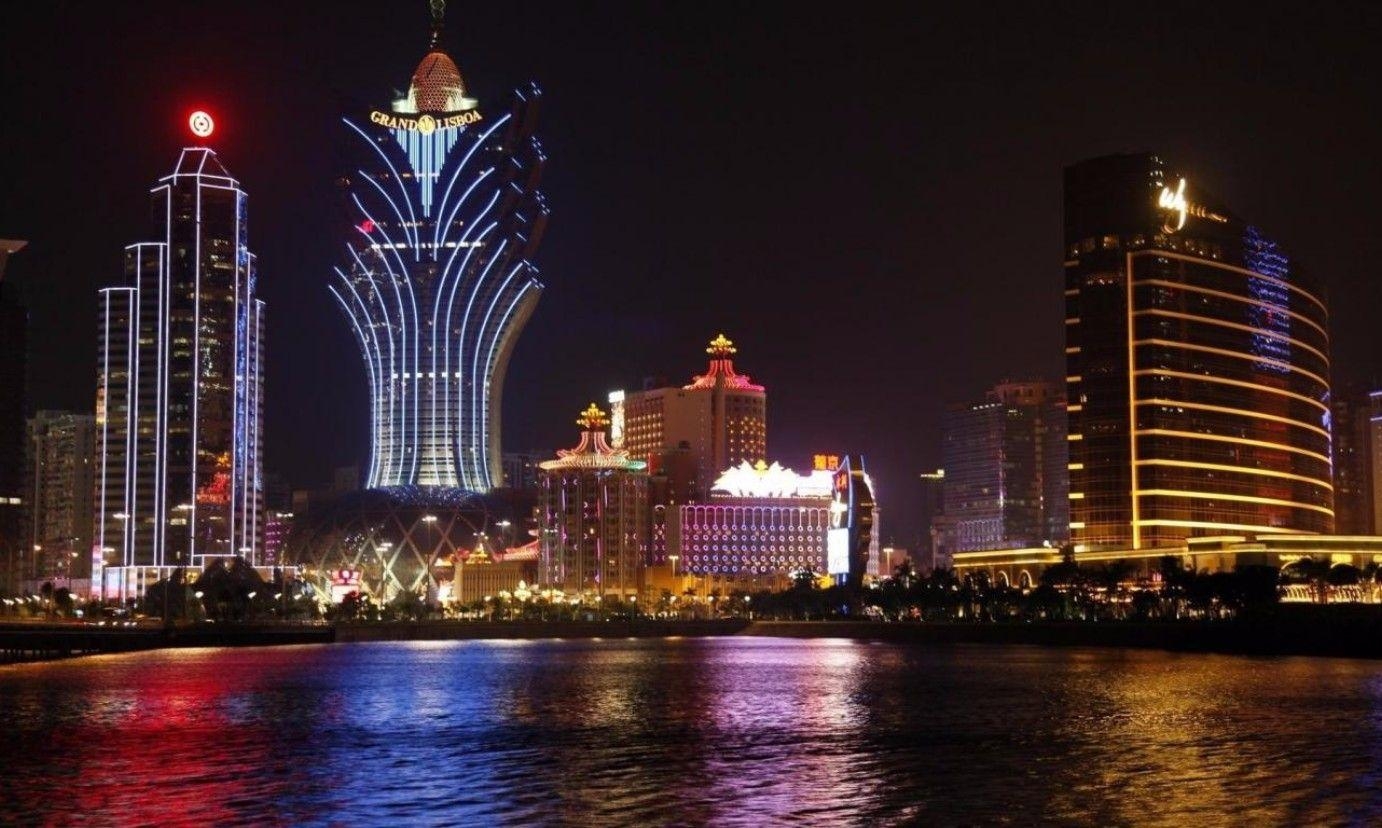 1390x830 The Best Luxury Hotels in Macau, Desktop