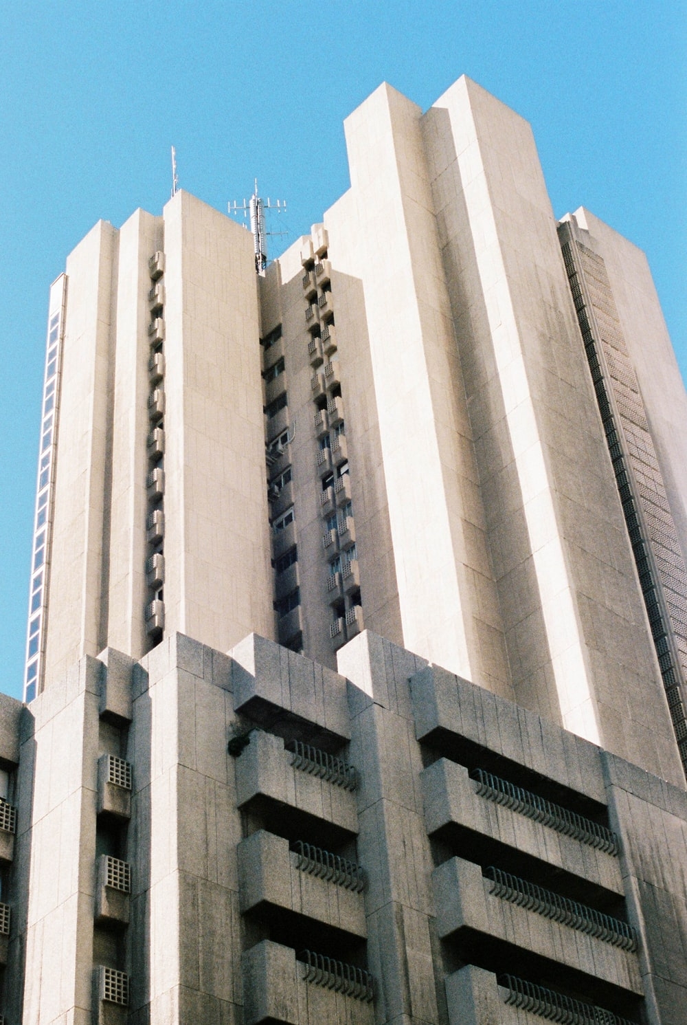 1000x1500 Brutalist Architecture Picture. Download Free Image, Phone