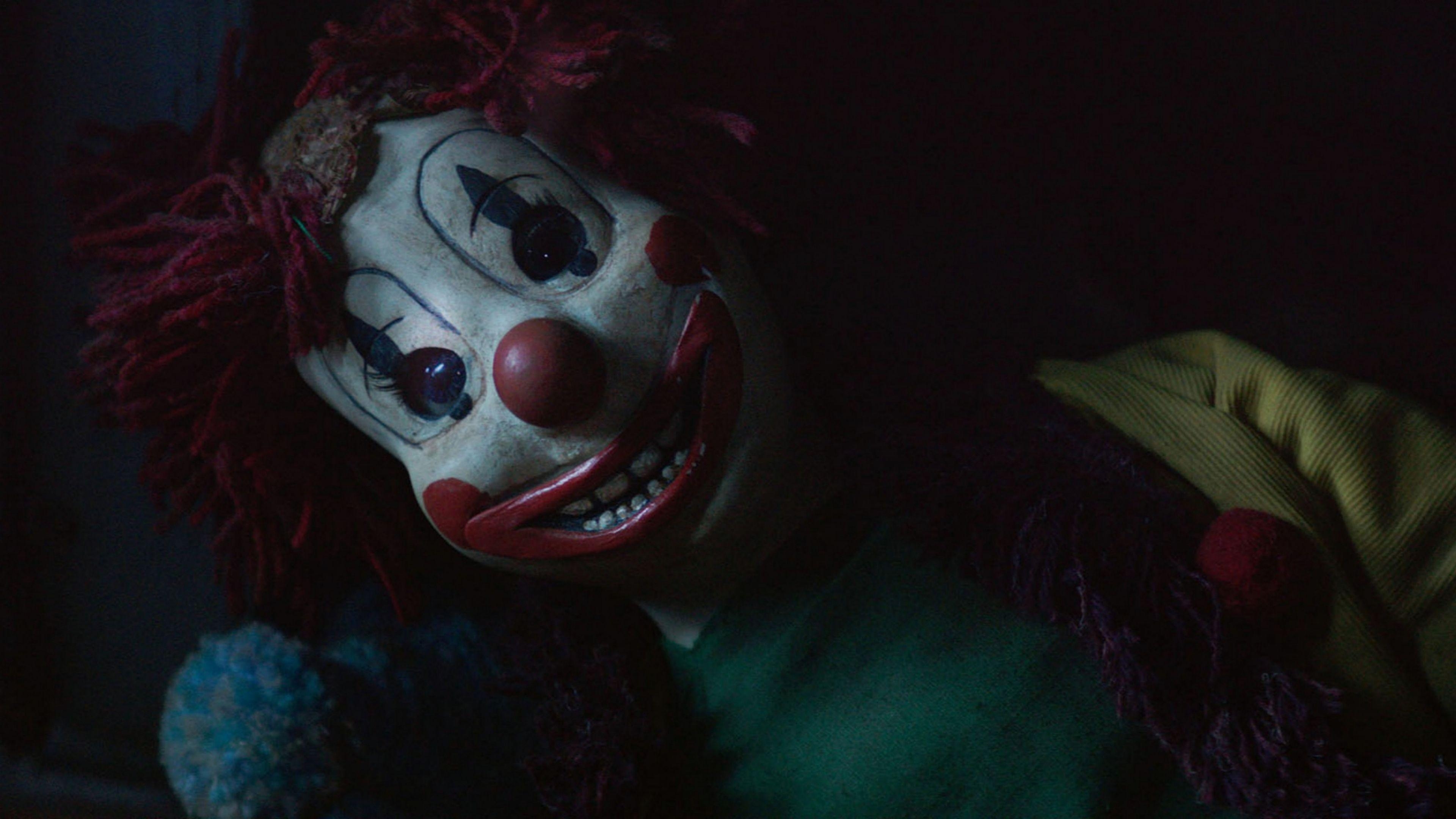 3840x2160 Download Wallpaper  Poltergeist, Clown, Toy, Horror, Desktop