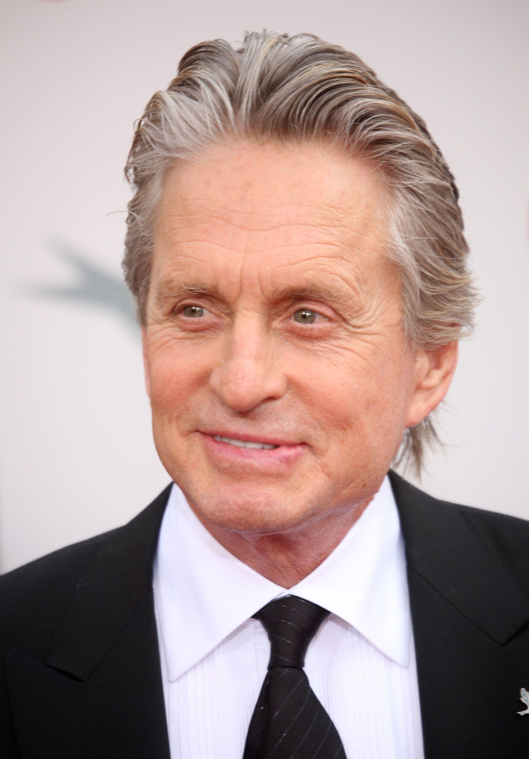 2100x3000 Michael Douglas Biography, Upcoming Movies, Filmography, Photo, Phone