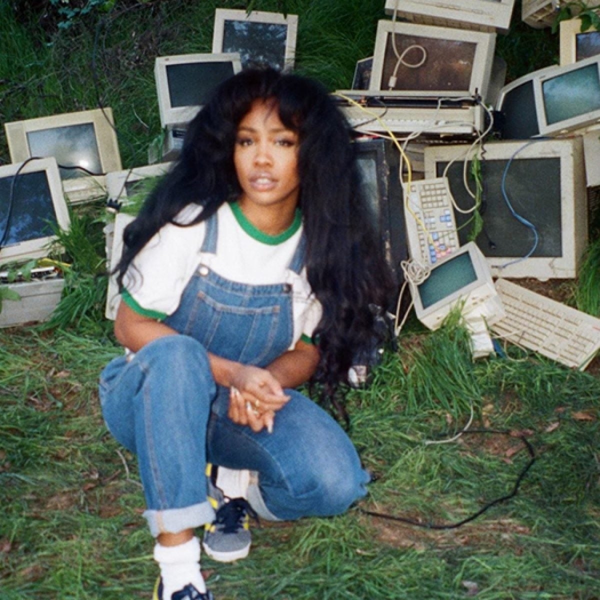 1200x1200 What SZA's 2017 Album, 'Ctrl, ' Means To Young People, Phone